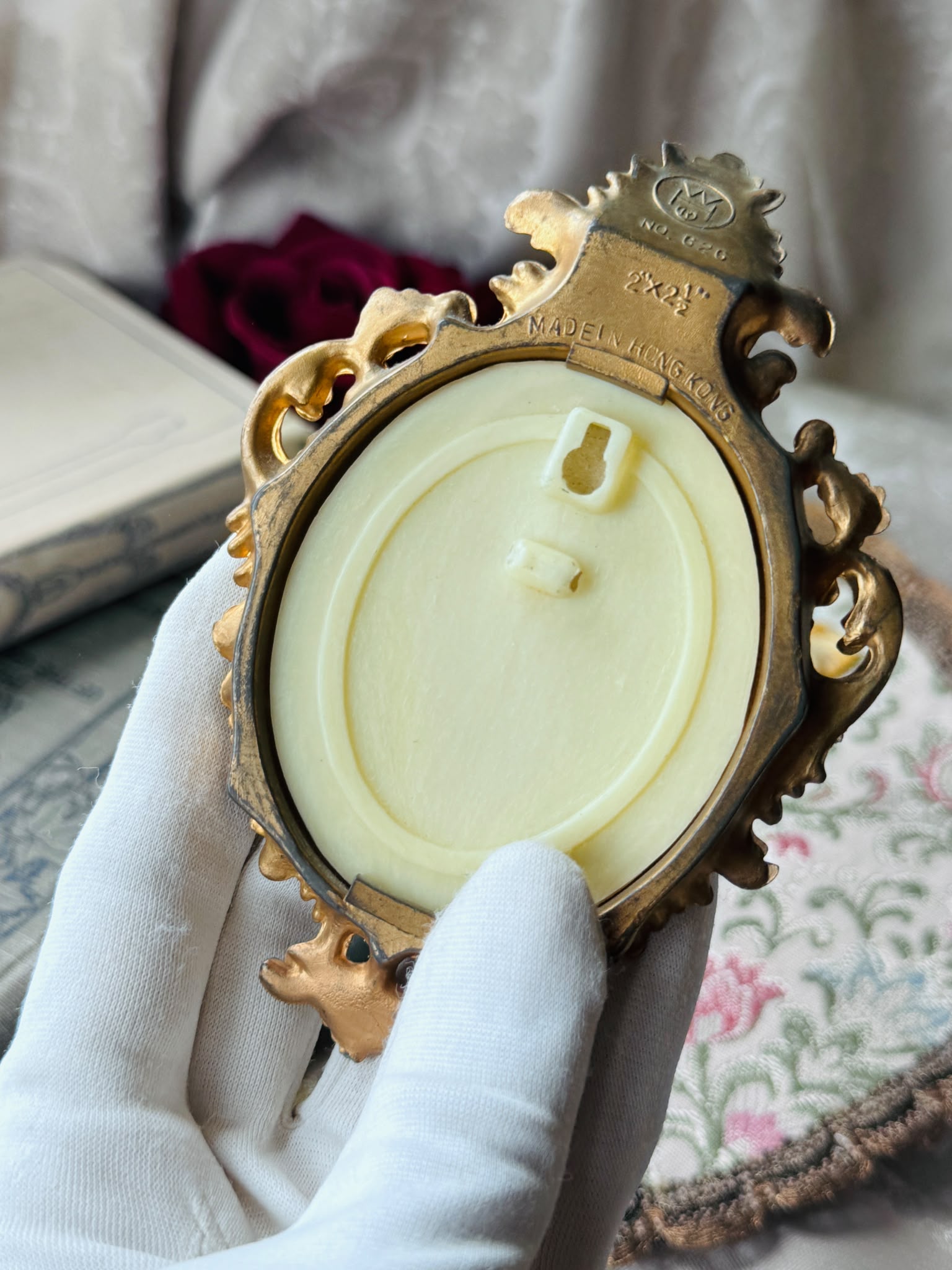 Vintage Mid-Century Made in Hong Kong Plastic Mini Scrollwork Picture Frame (MT2589-29)