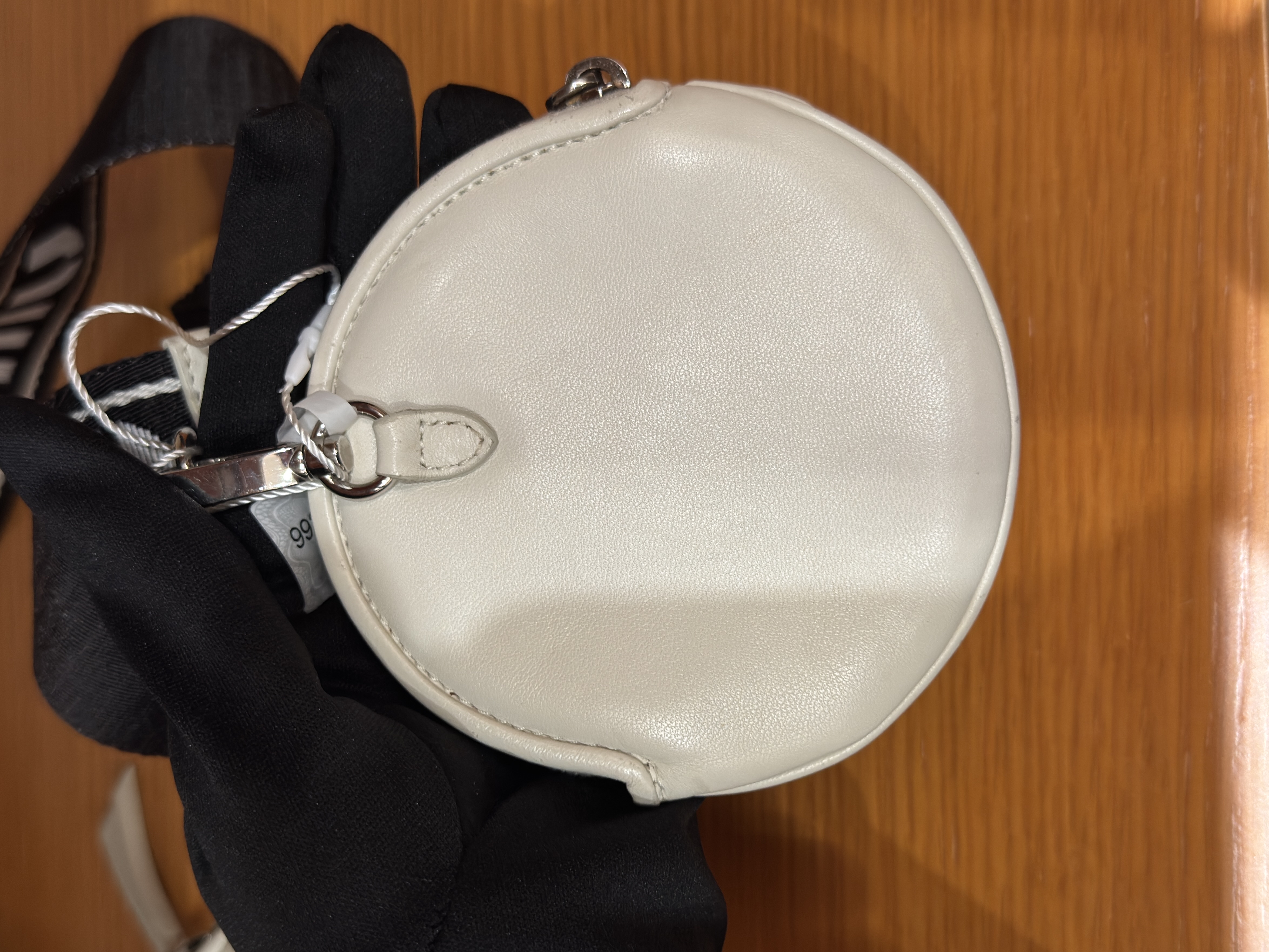 直播貨品 |  [1個-$100 2個-$300］HH15