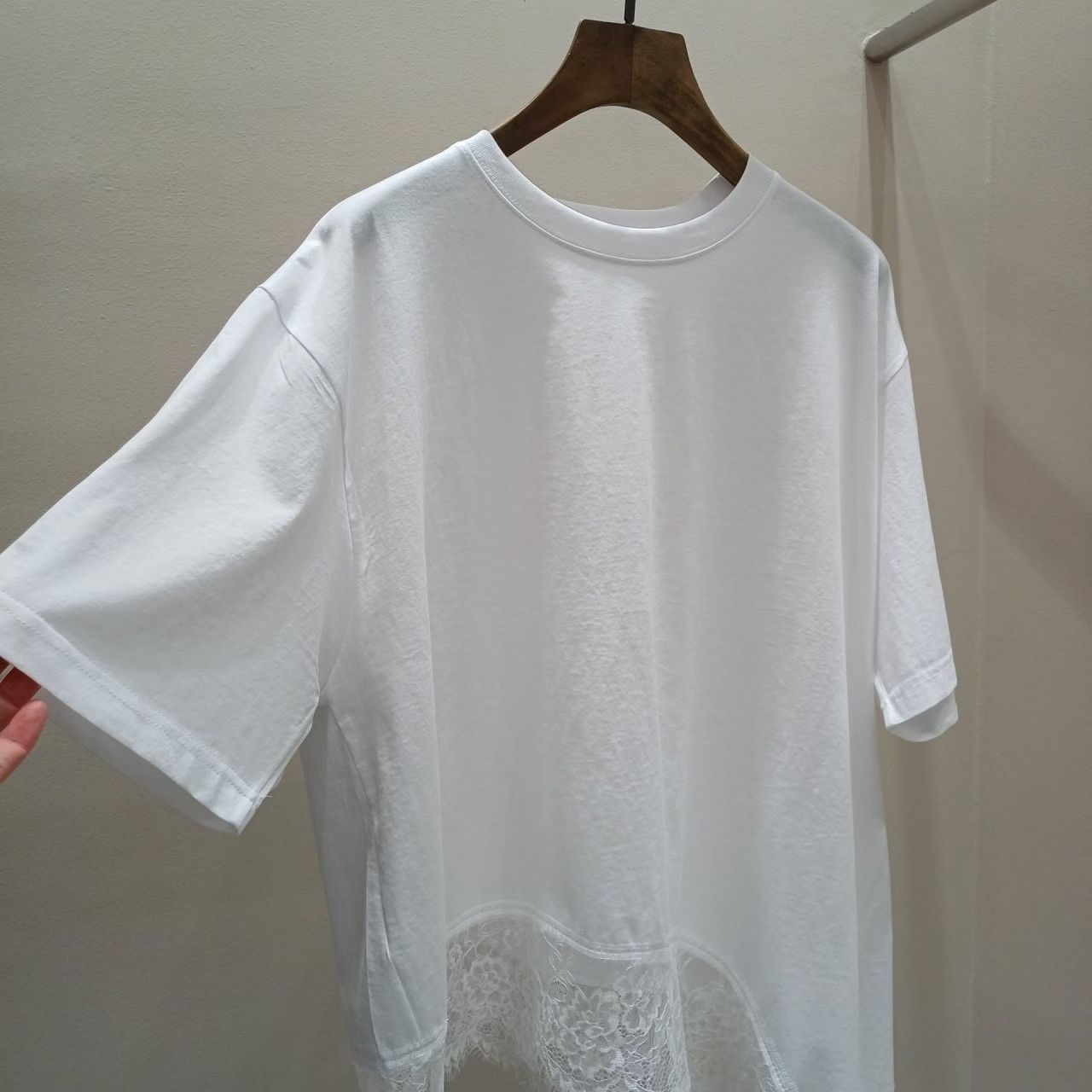 Cookie lace 斜腳Top