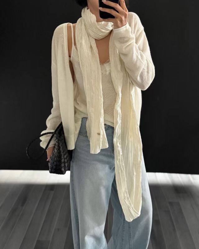 Natural wrinkled scarf 
