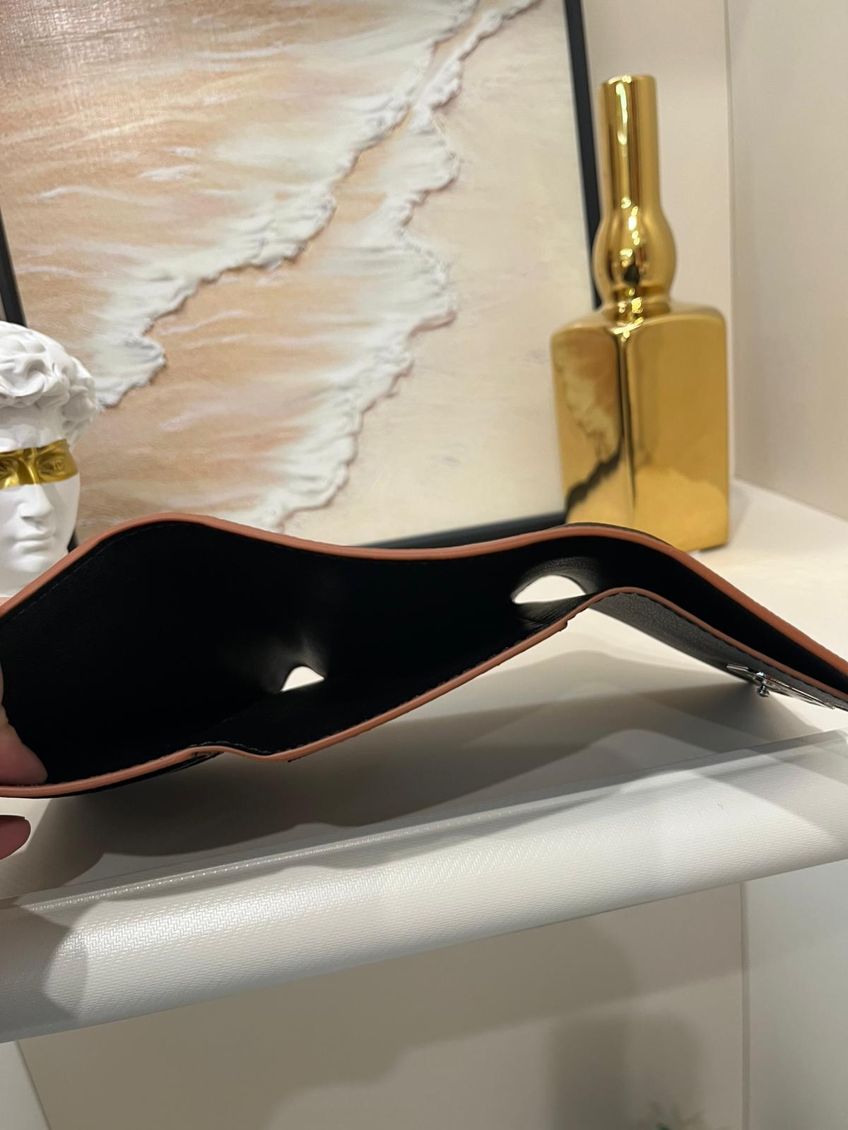 Loewe Wallet calfskin 98%new ✅dust bag 