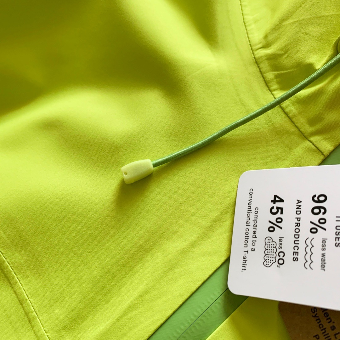 預訂 Pata gonia 單層防水沖鋒衣外套