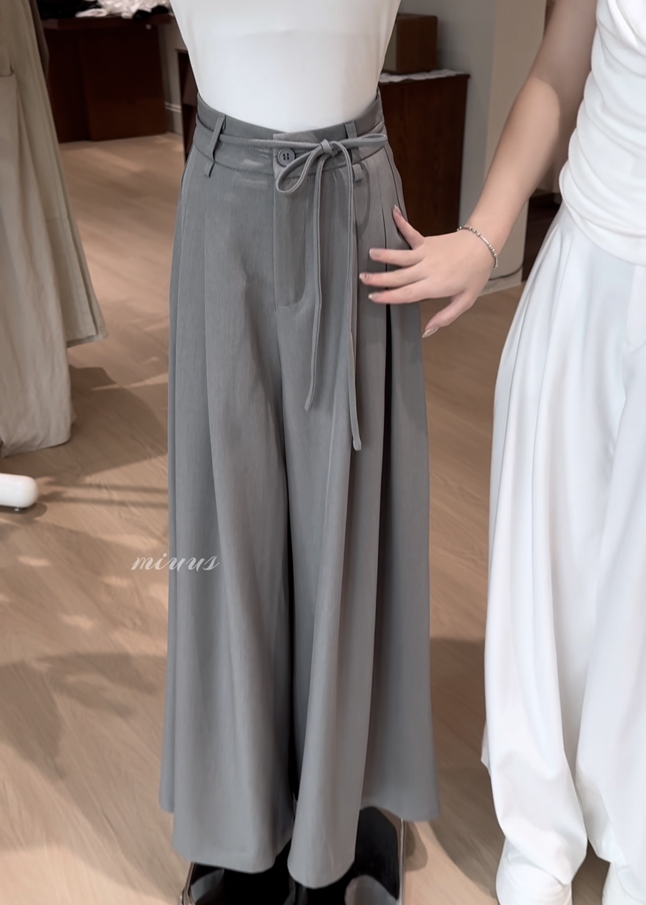 1793 Luxe Draped Wide-Leg Trousers 奢感垂感西装阔腿裤