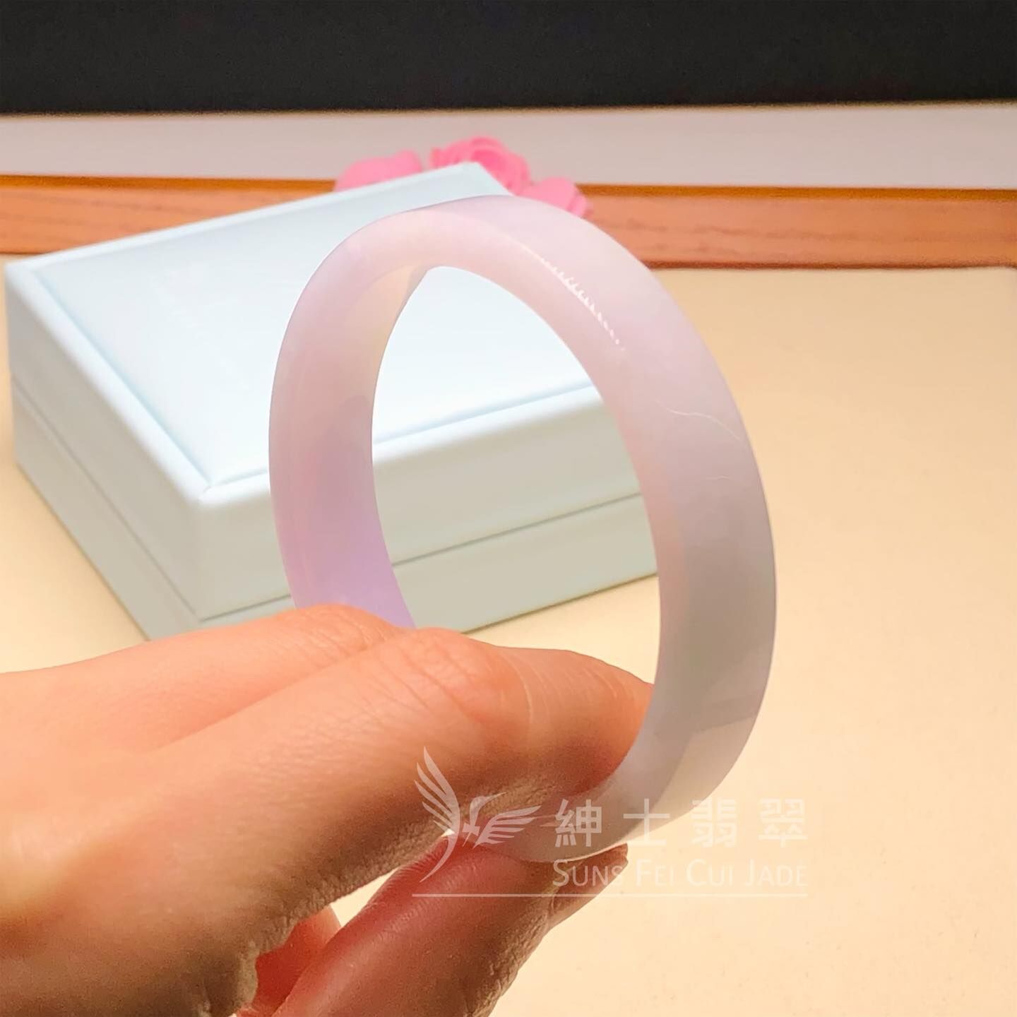 會卡春彩方鐲52.6mm