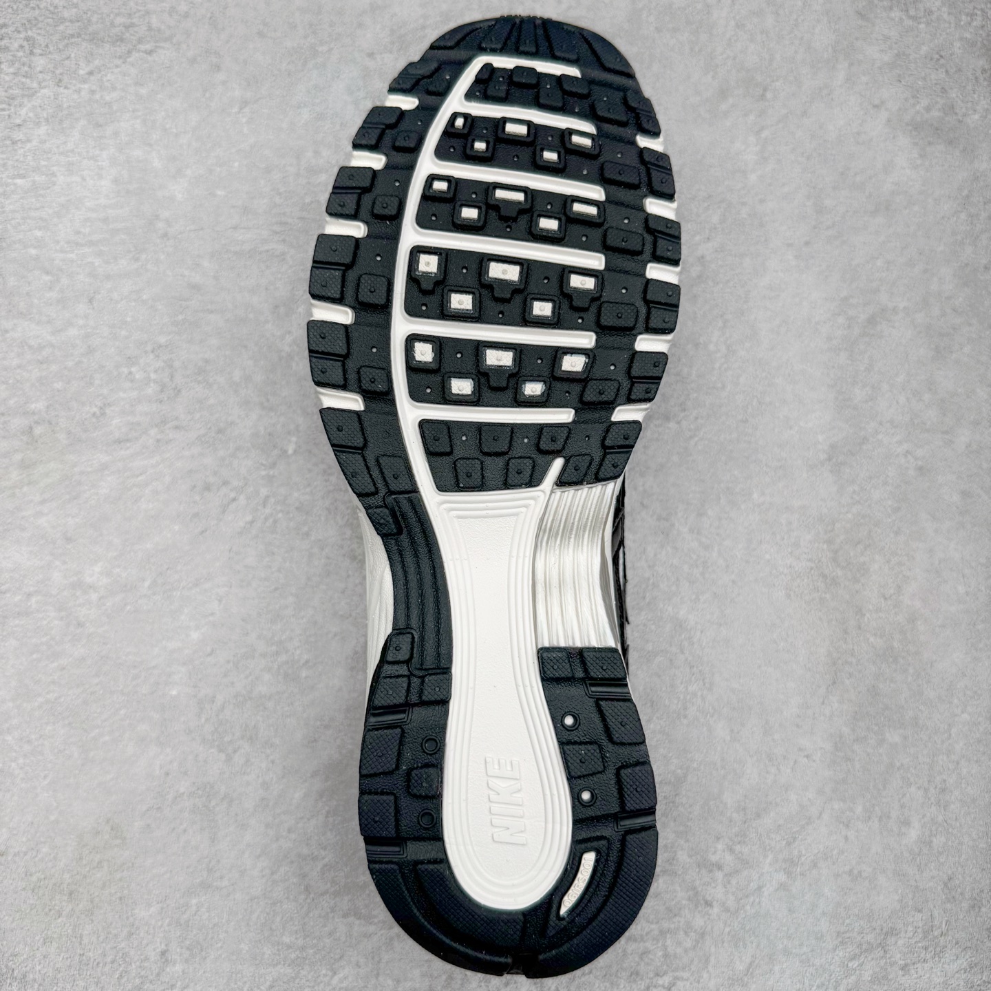 Nike P-6000 BV1021-011 