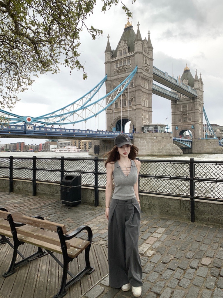 1741 Cutout Knit Halter Top Freesize 纯欲风镂空挂脖针织背心