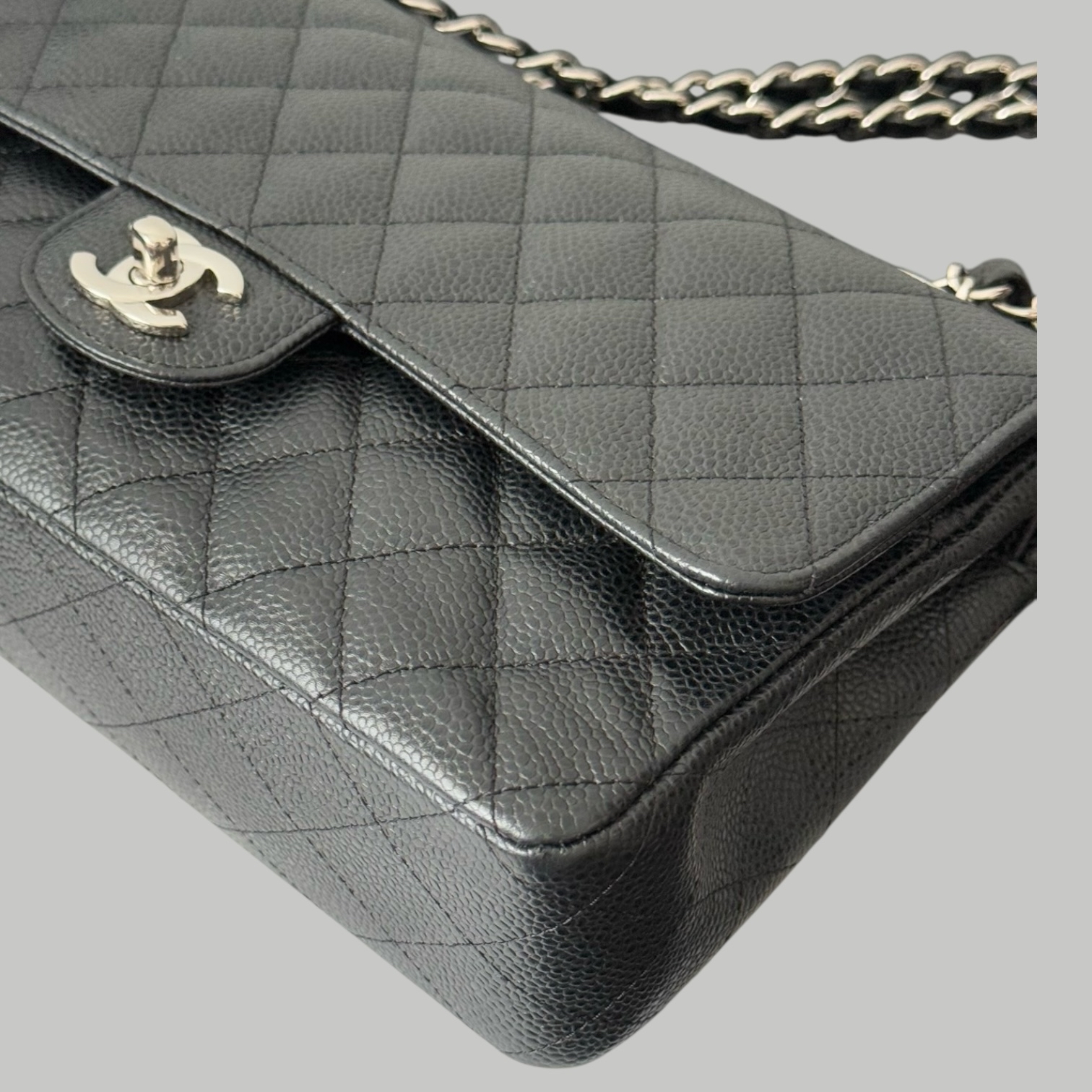 Chanel  Caviar CF25 銀扣
