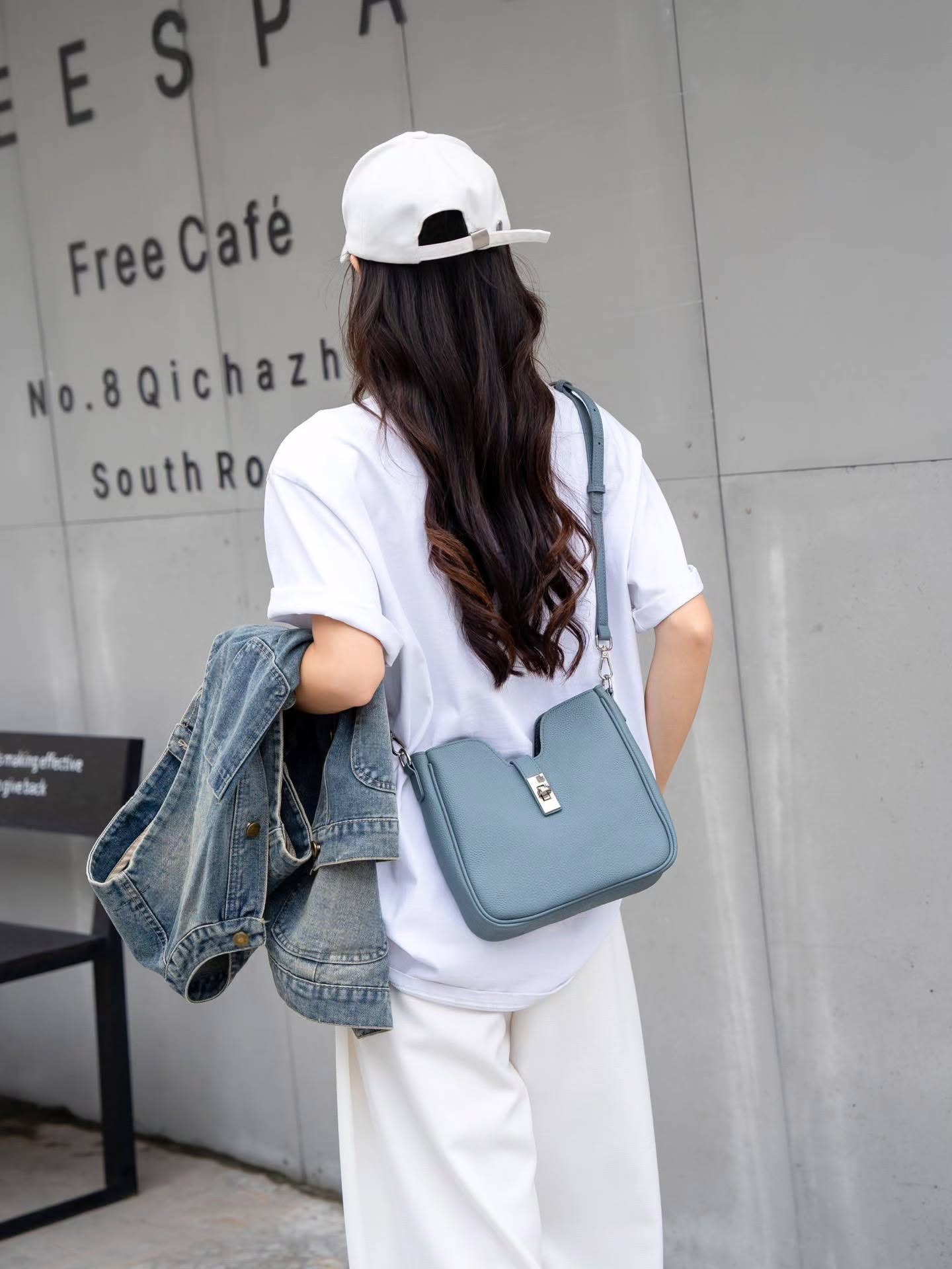 99-51# 单肩斜挎包 TOGO头层牛皮🇨🇳