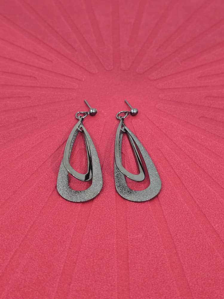 Layered Cut-Out Drop Stud Earrings