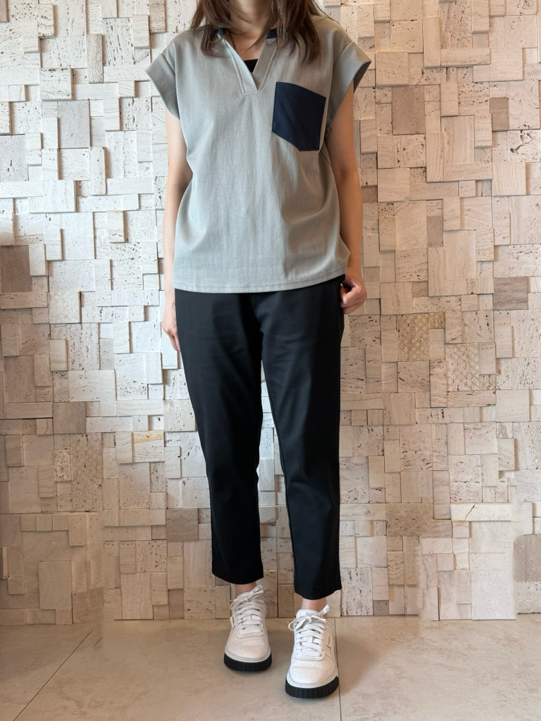 #2086 撞色邊V領Top✨