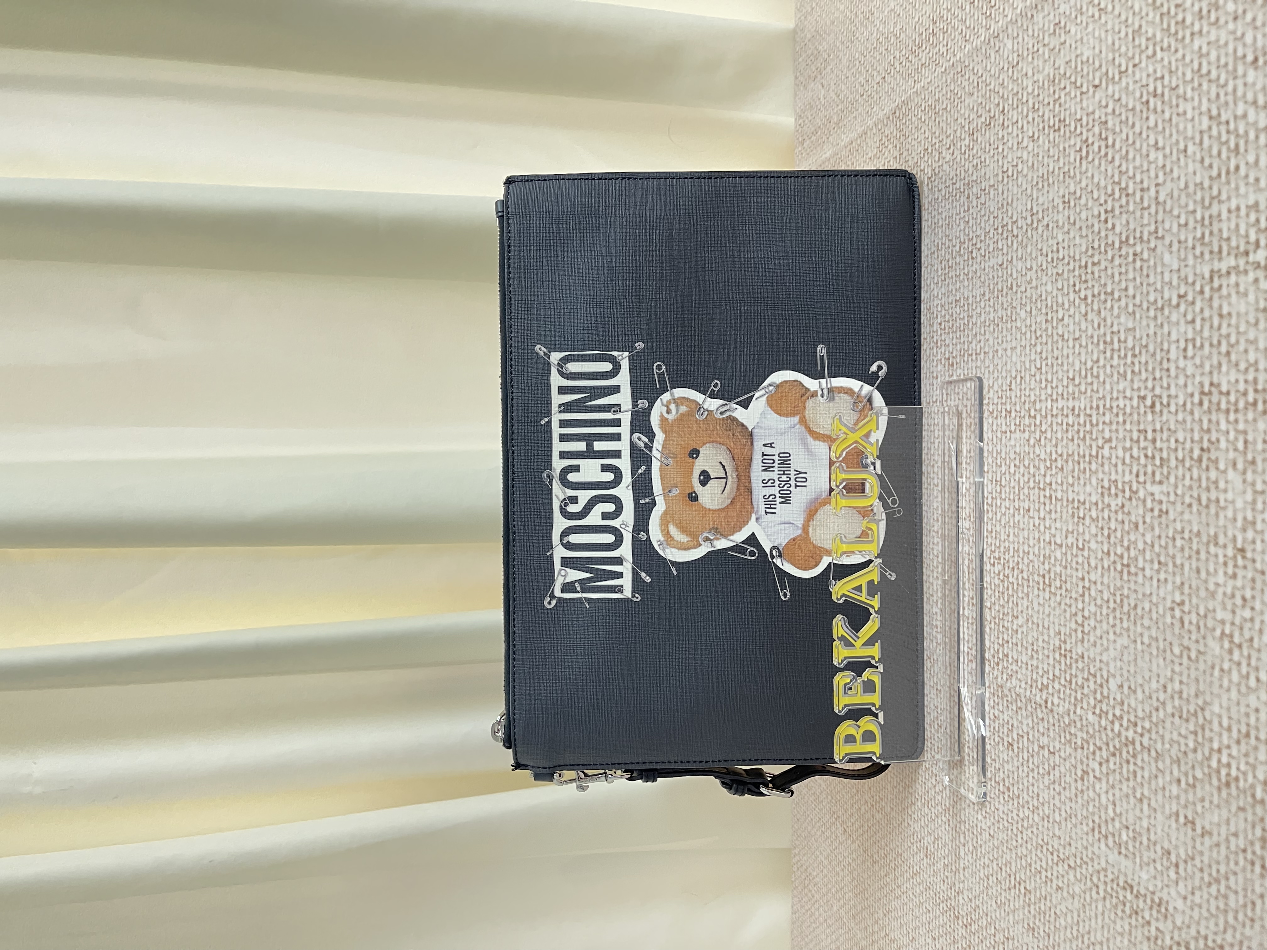 Pre-owned Moschino Teddy Bear Clutch/ Product Code: 26031303