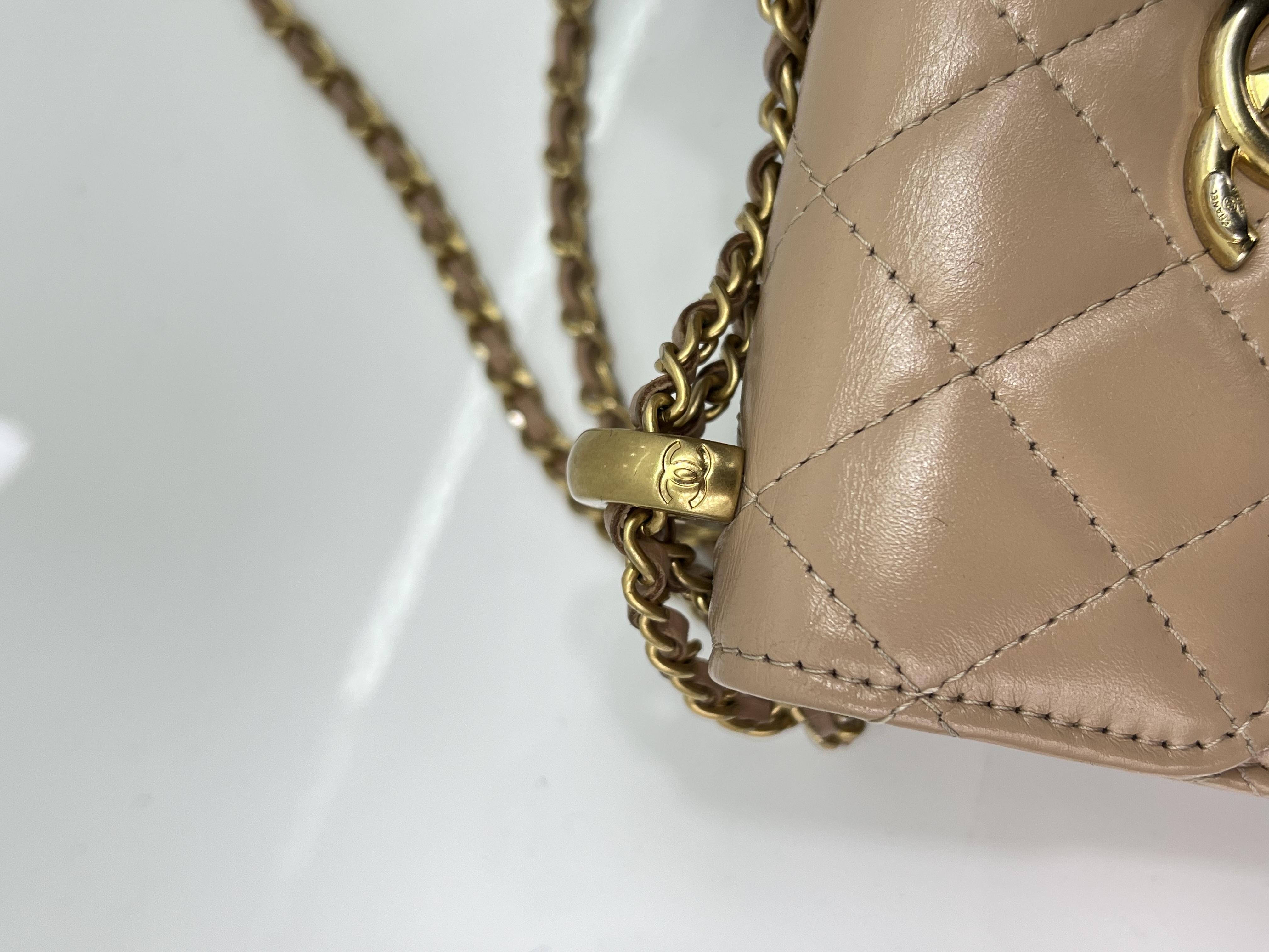 直播貨品 |  [1個-$100 2個-$300］EE107