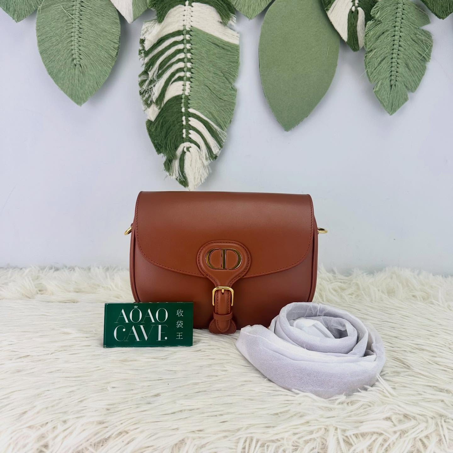 DIOR 🤍PRE OWNED BOBBY Medium 焦糖色金扣郵差包 2024年🤎