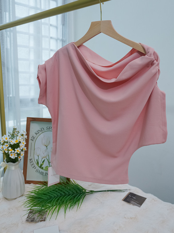 Elegant Ruched Bardot Top ‖ 优雅皱褶一字领上衣  KR01654412