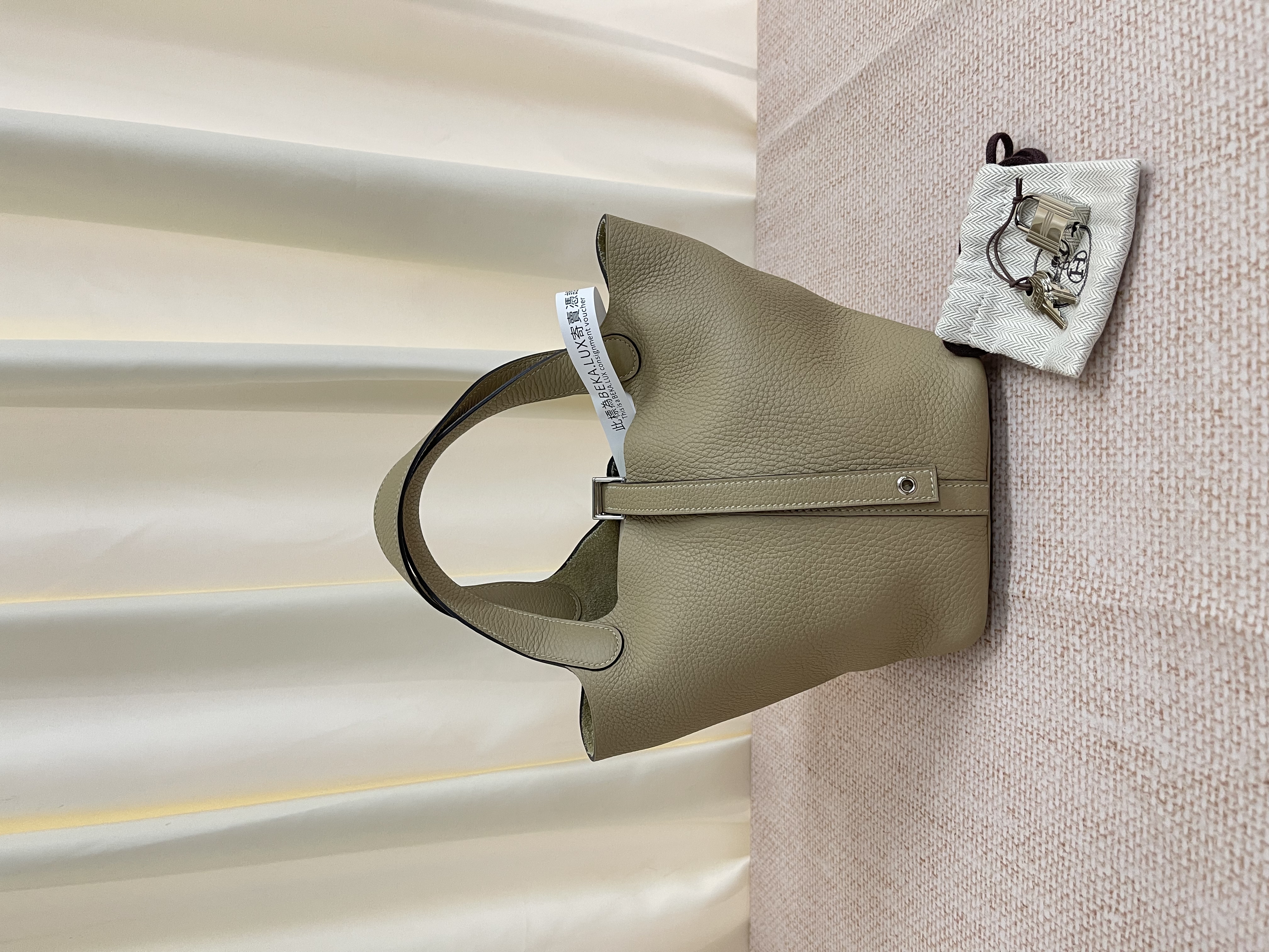 Pre-owned Hermes P18/ Stamp Y/ Product Code: 26051501
