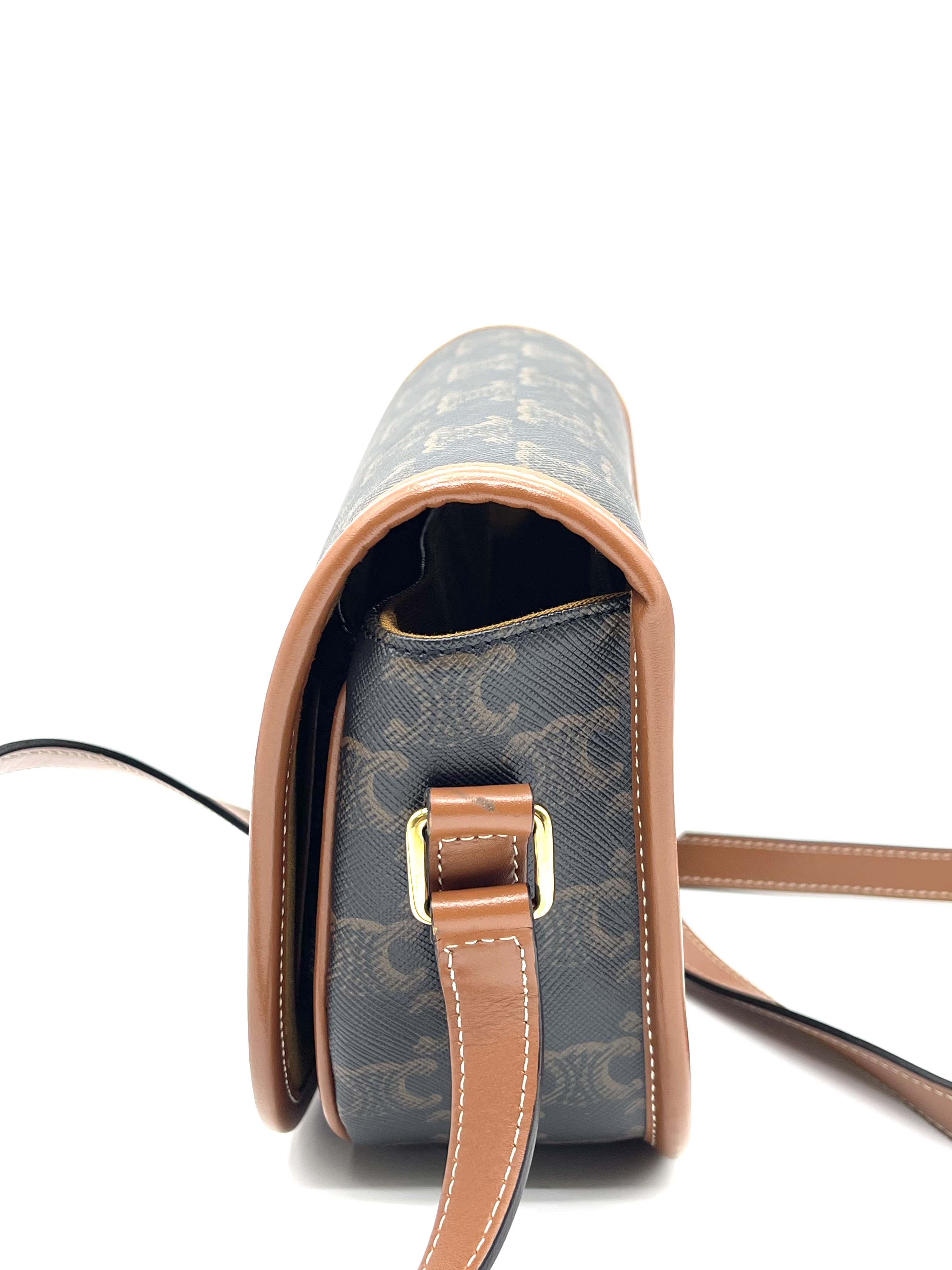 Pre-owned CELINE Folco / Product Code: 26032402