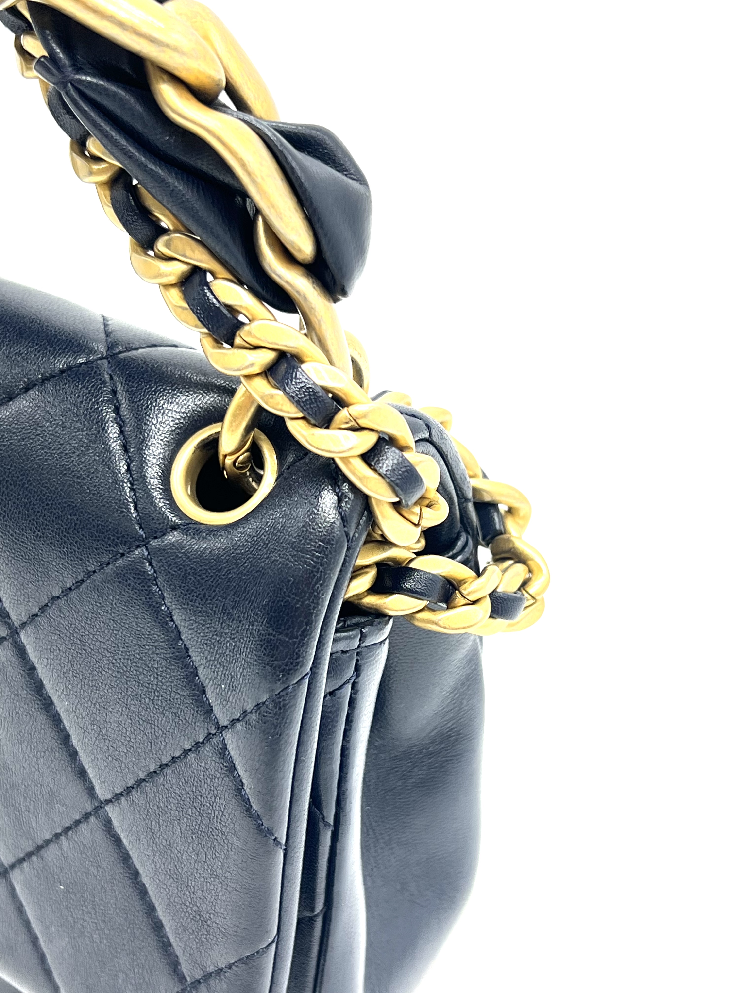 Pre-Owned CHANEL Lambskin Leather Timeless Top Handle Bag / Product Code: 26042212