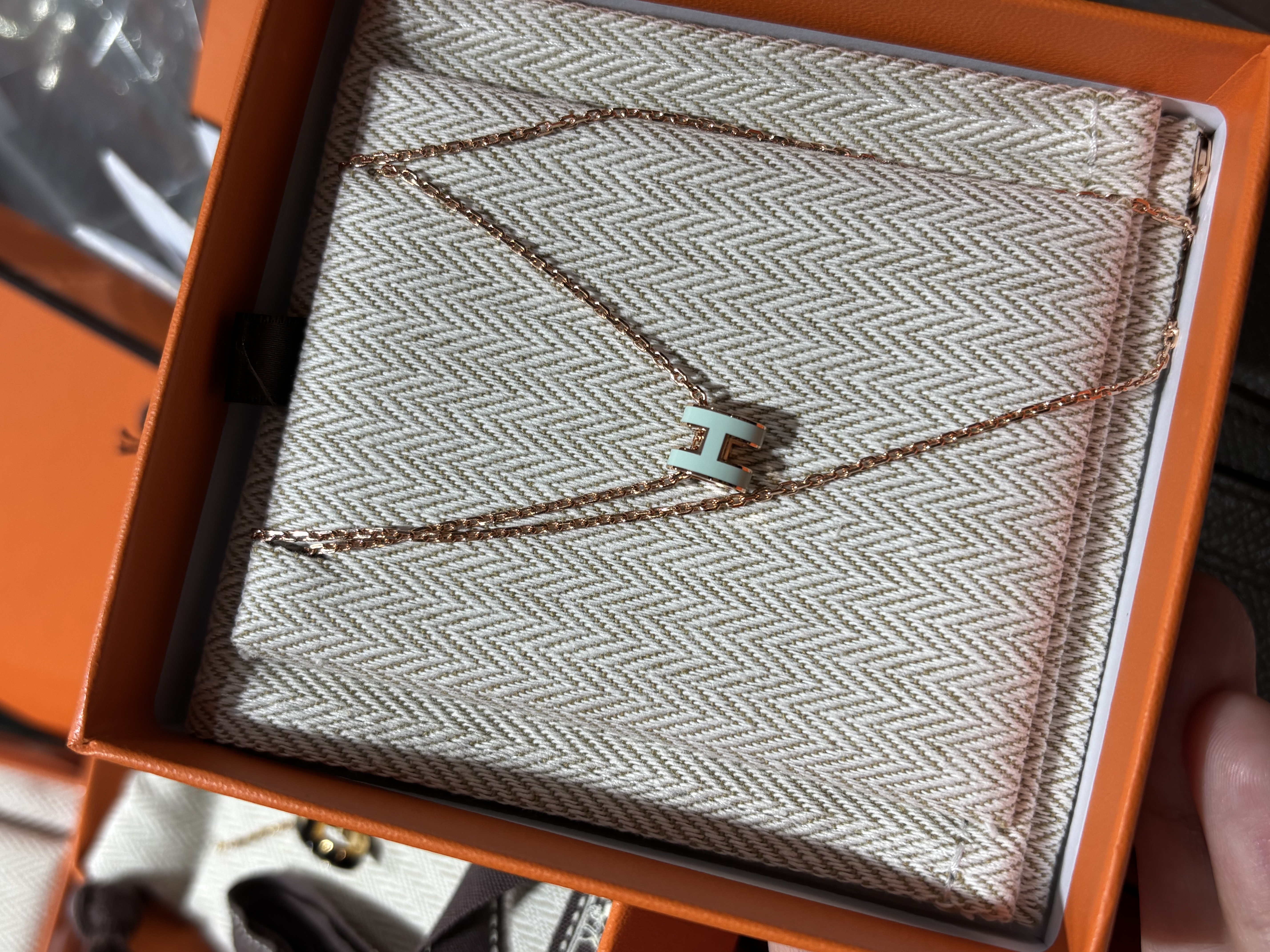 全新 Hermes mini pop h necklace mint Vert Peppermint 玫瑰金 100%Authentic, 100%New 全新貨品 ☑️26年收據☑️Dust bag☑️box