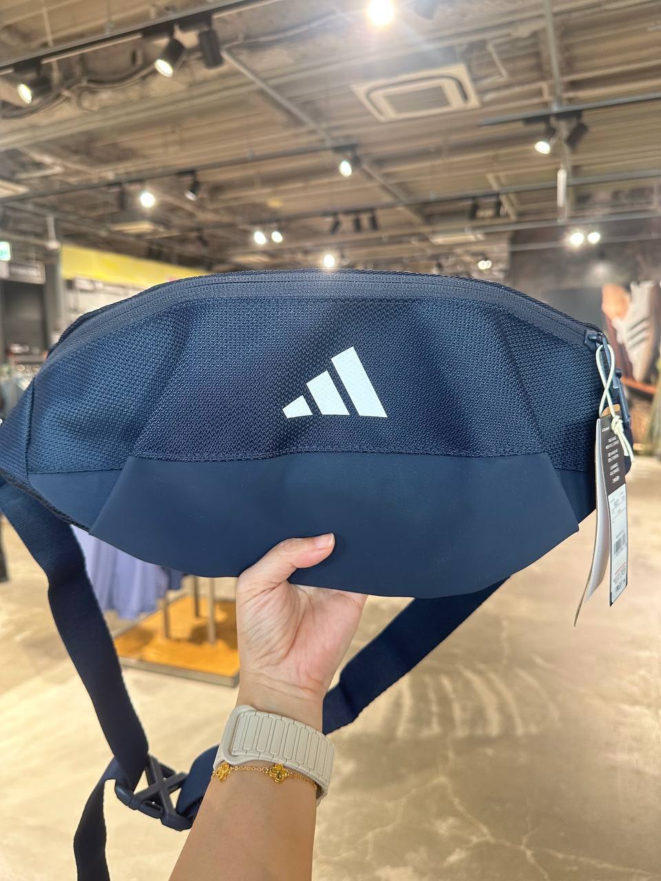 🇯🇵Adidas 超轻防水胸包
