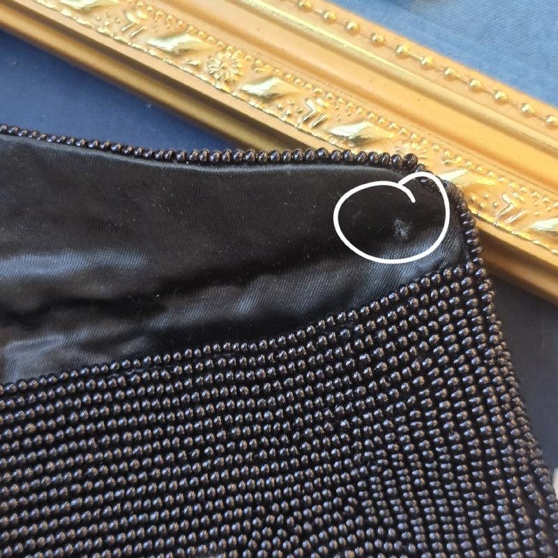C.a. 1950s Vintage Artel MFG. Co Montreal Made in Japan Black Bead Evening Envelop Clutch (MT2055)