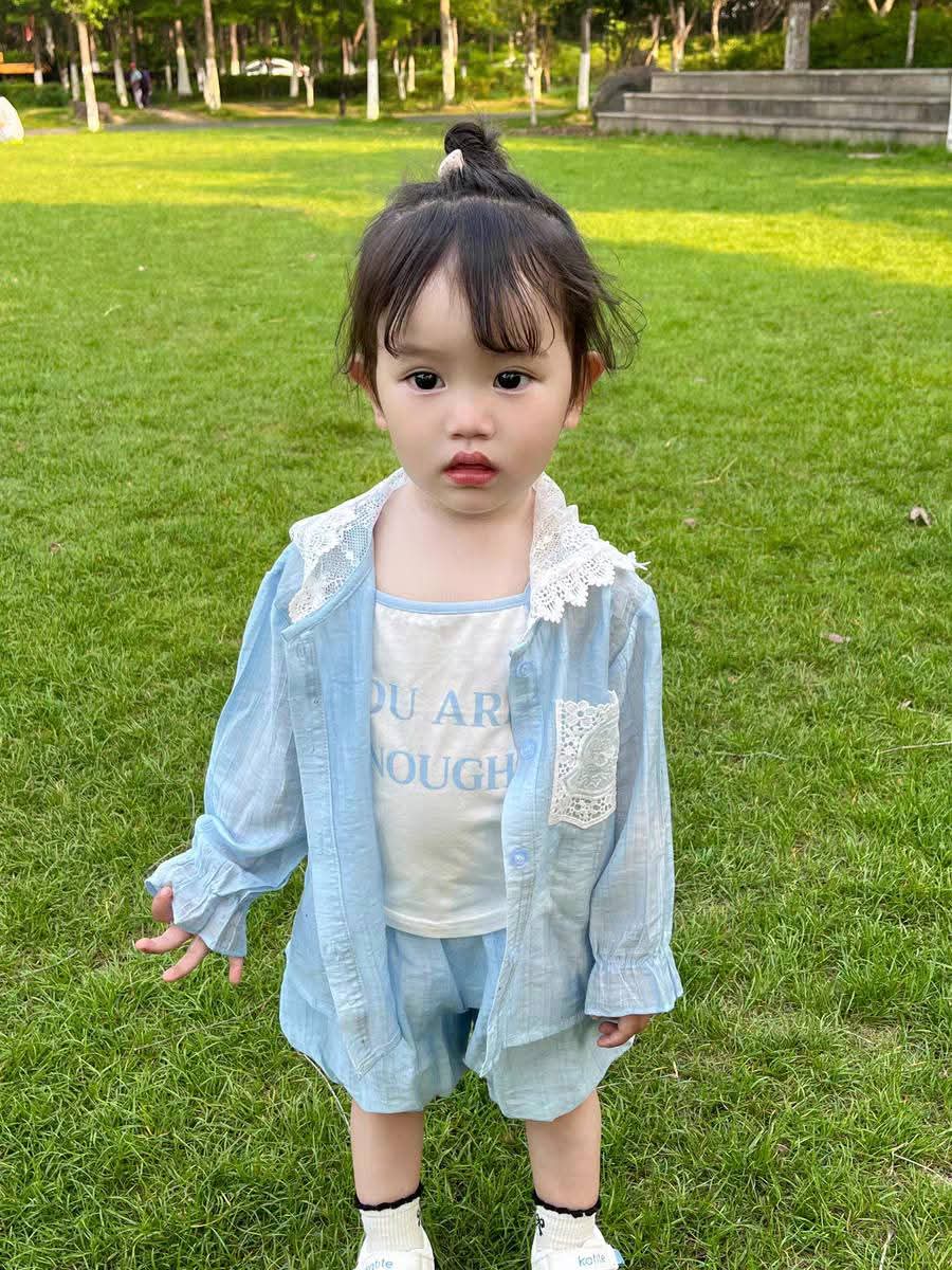 A48女童蓝色蕾丝防晒休闲休闲套装