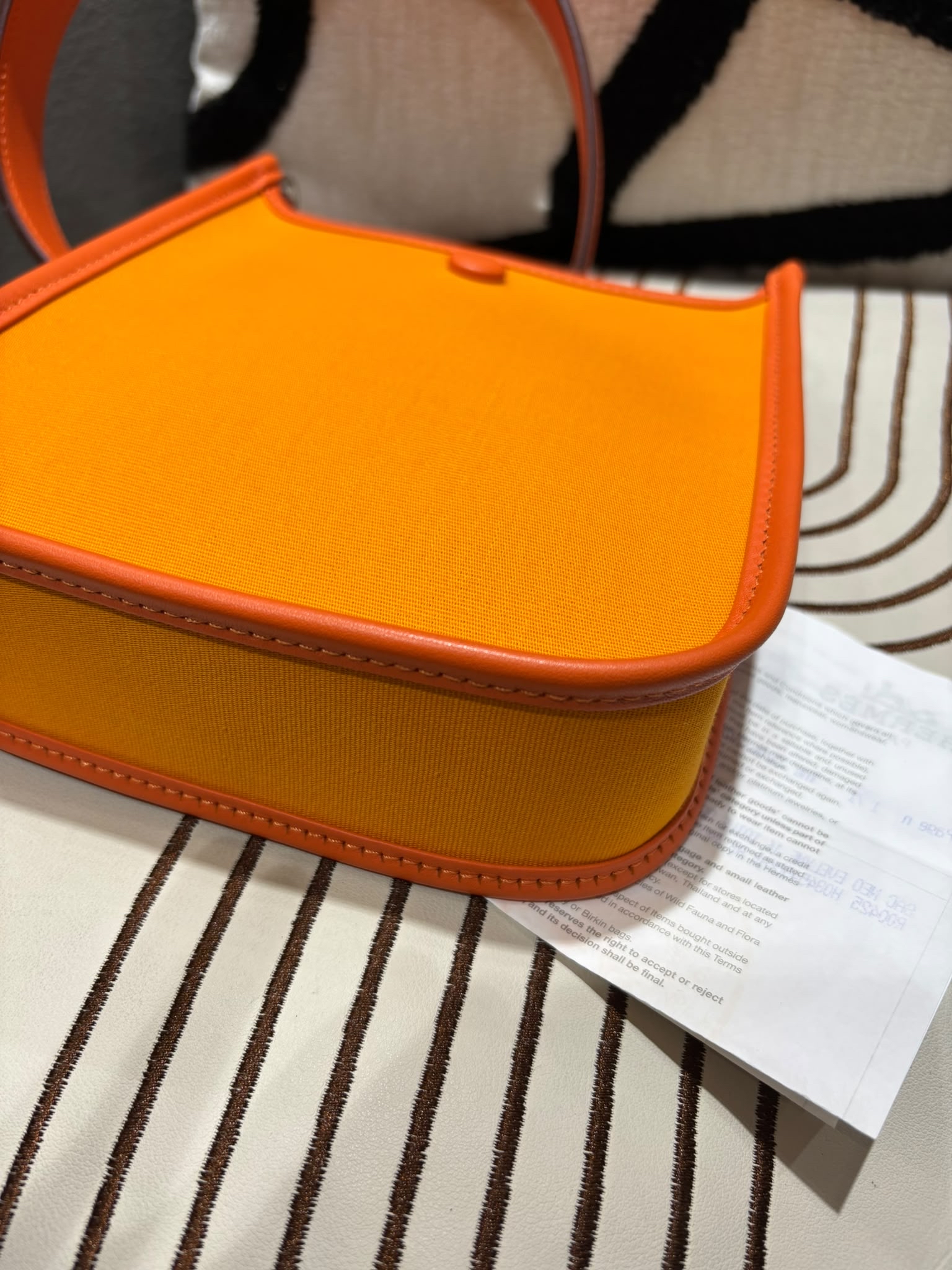 全新Hermes Mini Evelyne Limited Edition 限量版100%Authentic, 全新未使用品✅ 專門店收據✅Dust bag✅盒