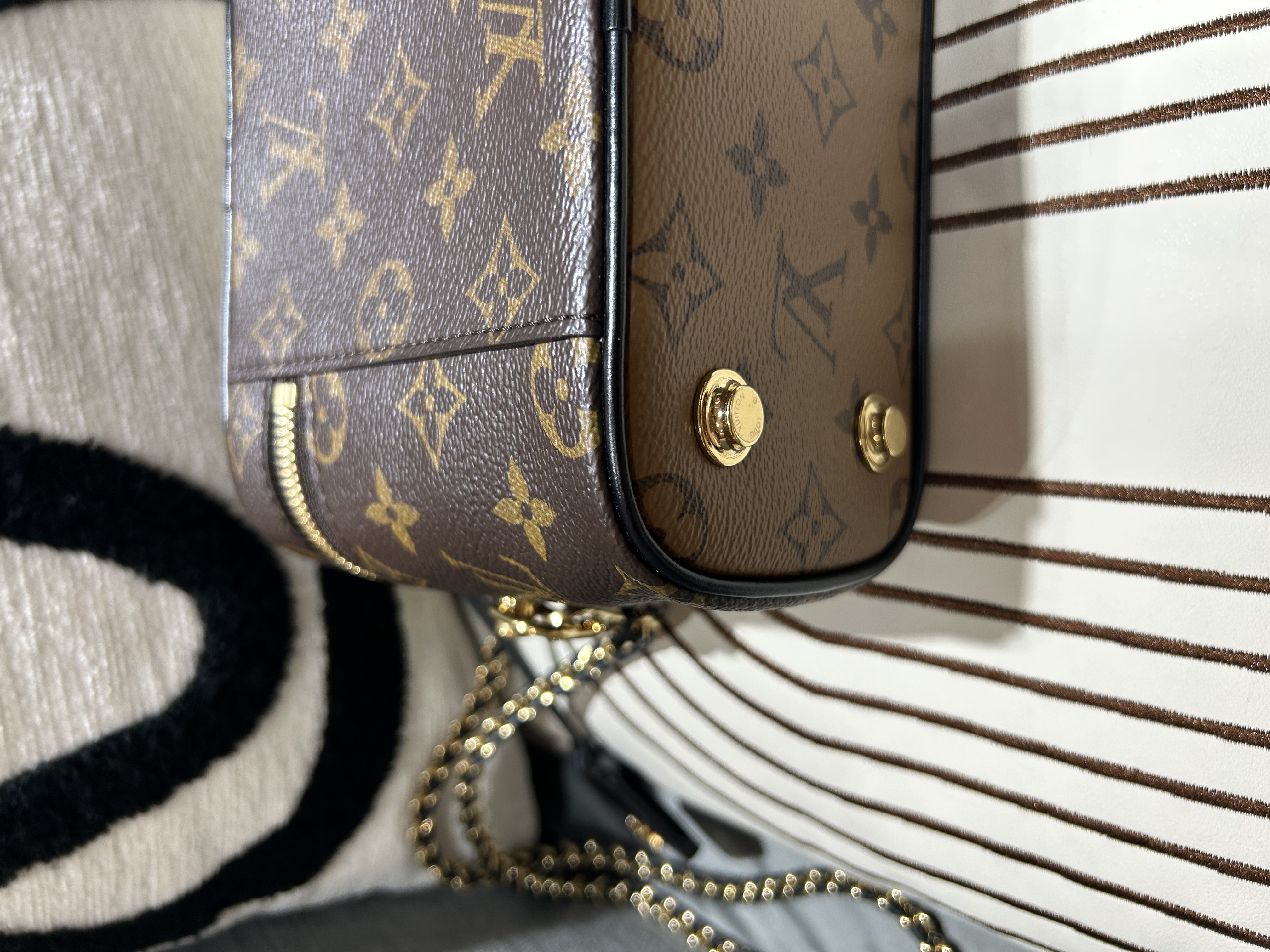 LV Vanity pm 100%Authentic, 98%New ✅NFC✅Key Lock ✅Dust bag