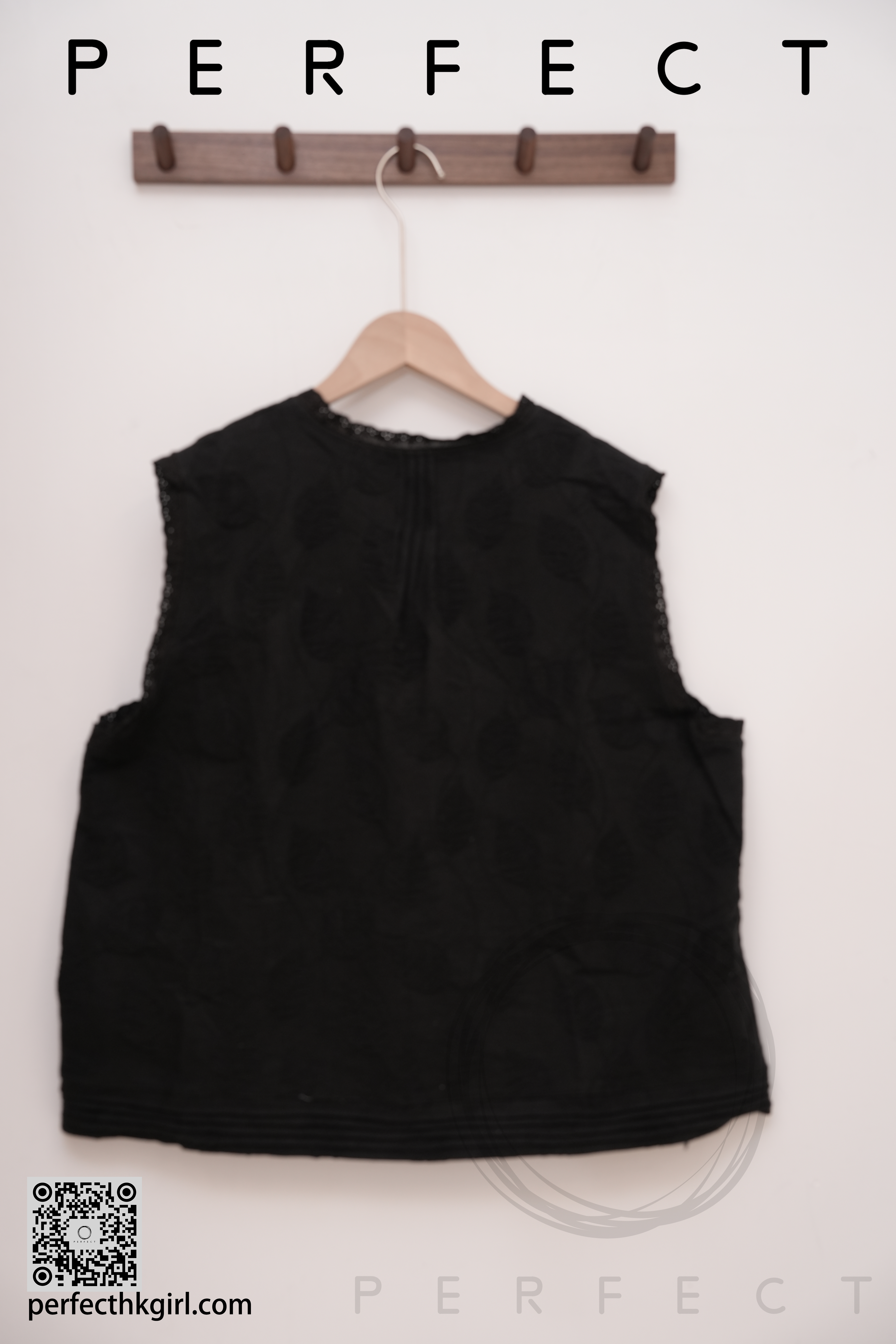 T0039_樹葉紋細節背心外套（顯瘦黑色）