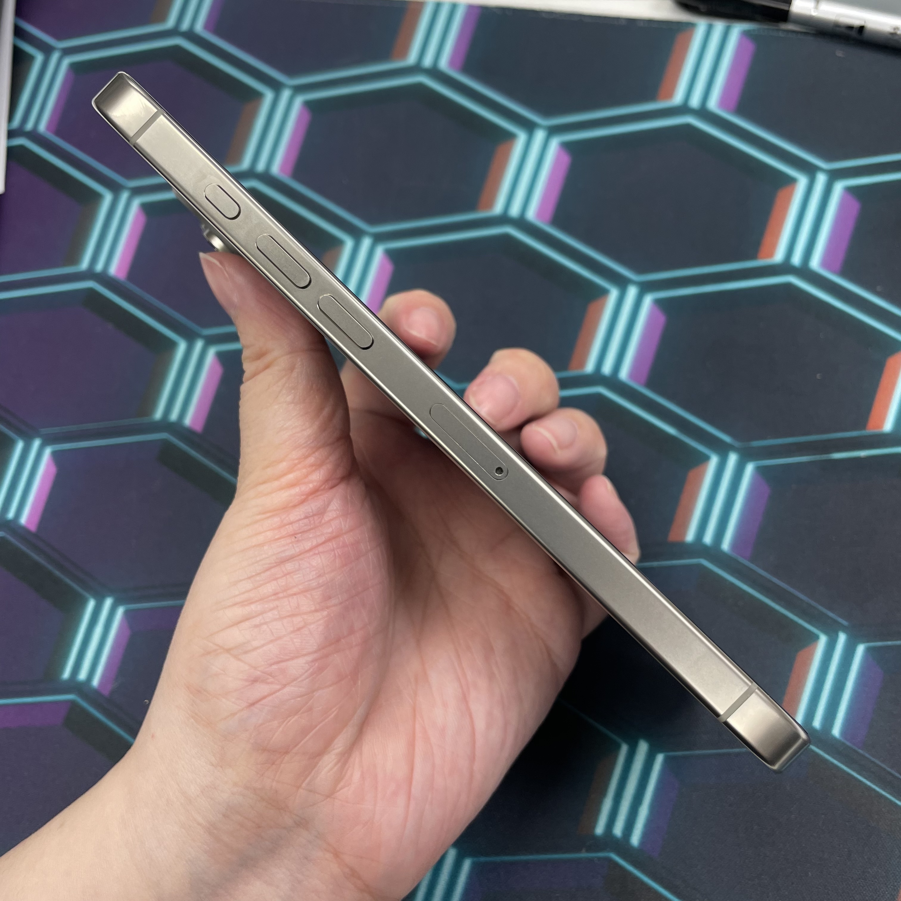 *6269 16 Promax 勁靚機 512GB 電93 原色 gray