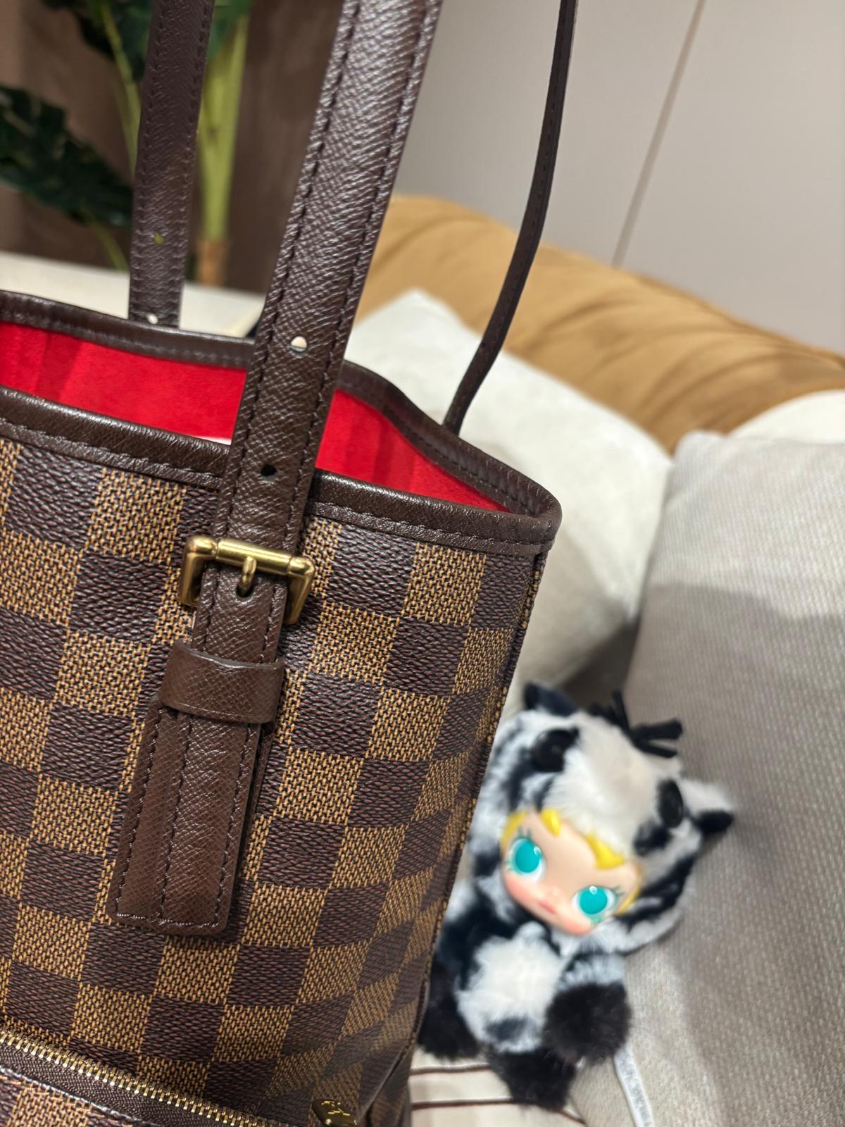 Lv petit bucket with pochette 100%authentic,95%new ✅dust bag 
