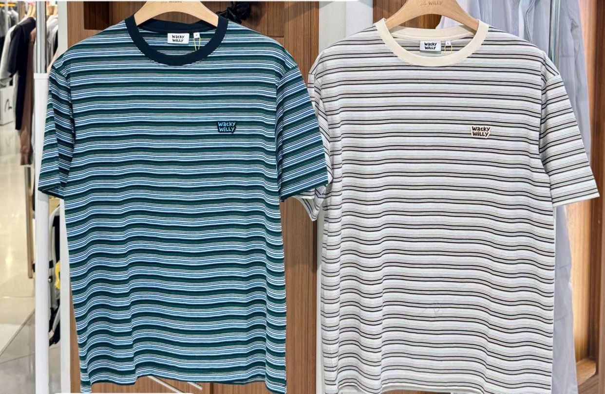 🌱​WACKY WILLY🌱 New 橫間男女同款tee 韓國連綫折扣💛 Size s -xL Blue or cream