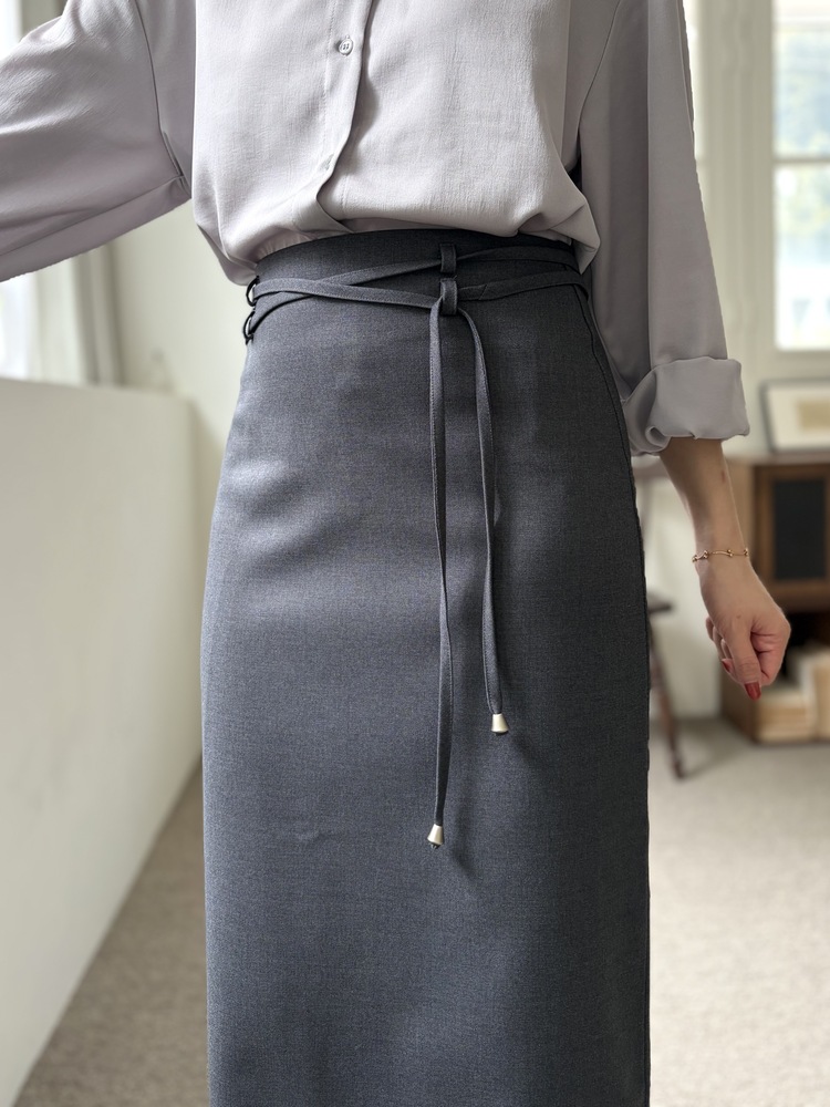 Double-Loop String Belt Skirt (Grey)