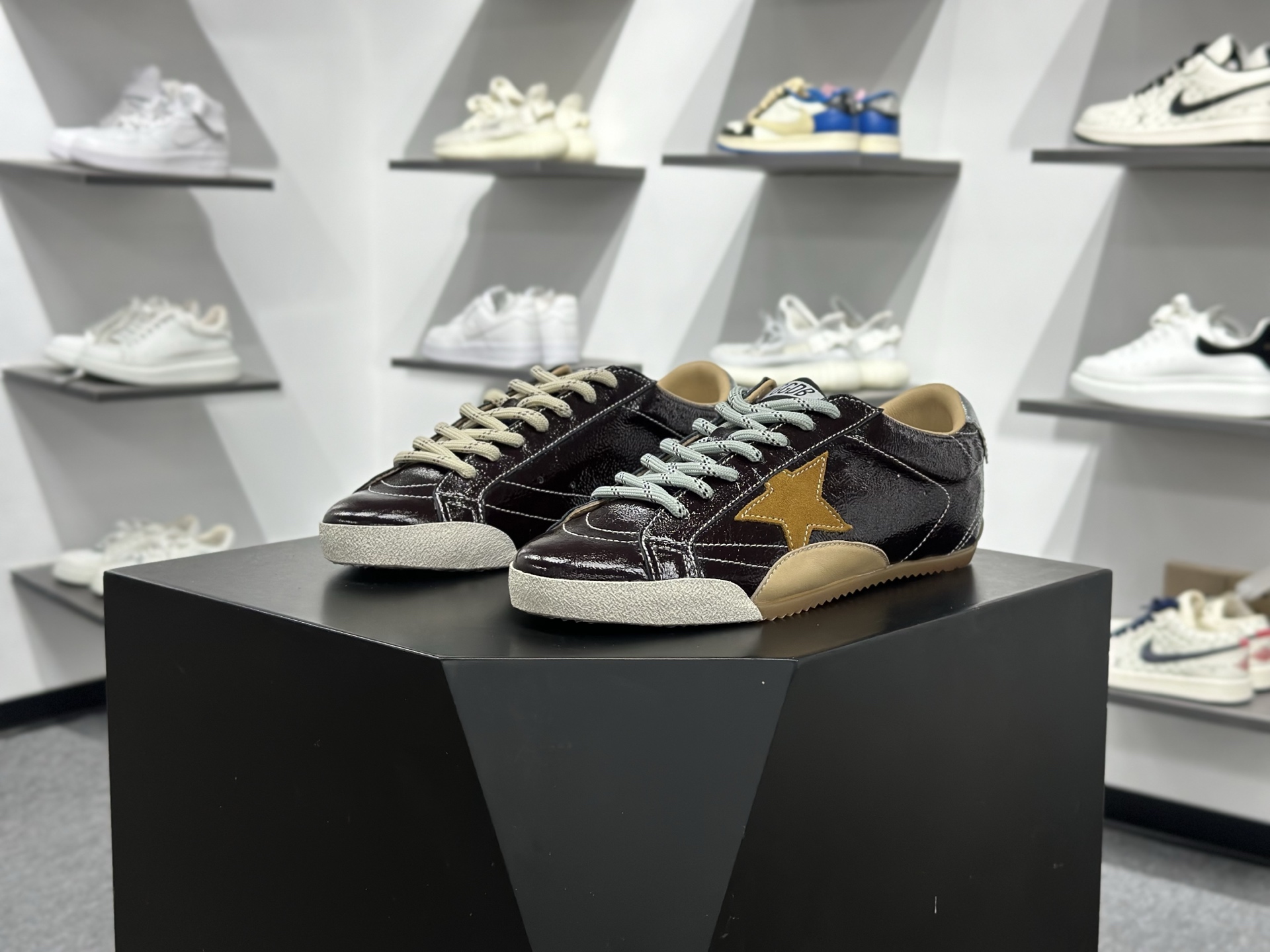 Golden Goose True Star