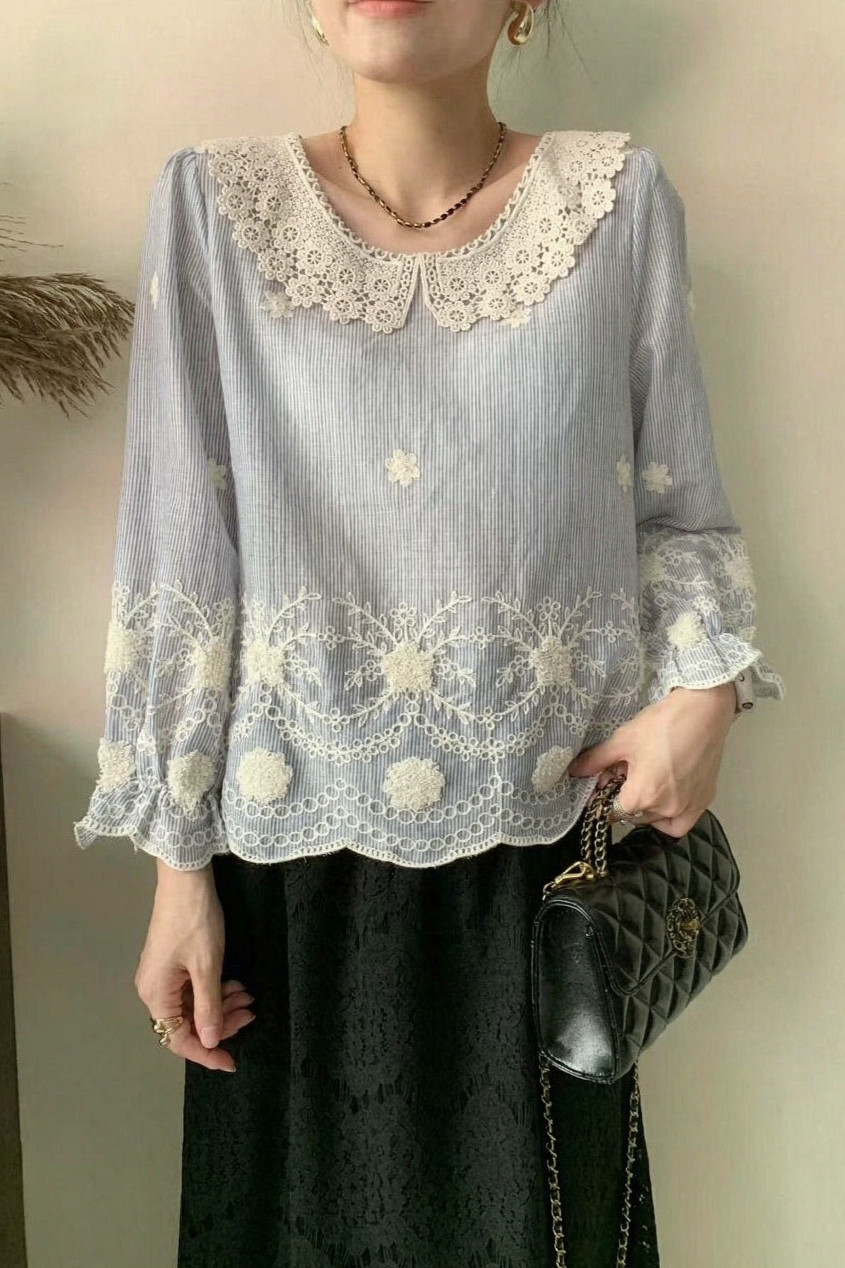 通花領刺繡條紋上衣(M38寸胸/L40寸胸/XL42寸胸)
