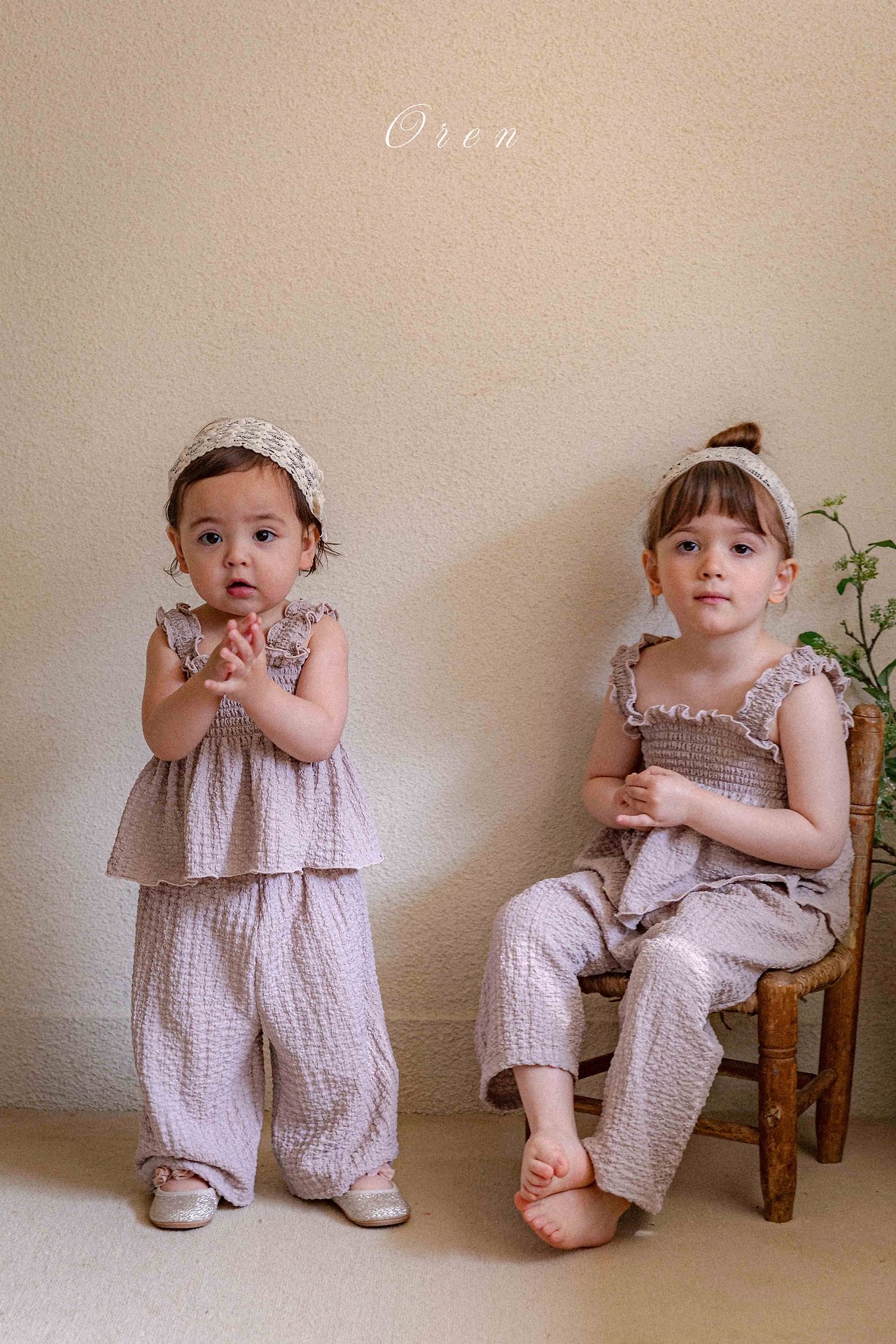 ☀️預訂 韓國直送☀️🇰🇷Oren Vienna兩色荷葉邊吊帶背心外套長褲三件套裝