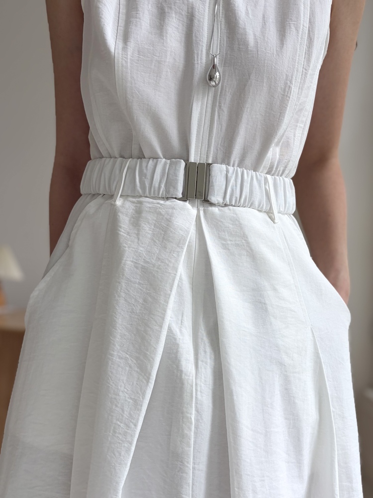 Jardin Belted Zip-Front Dress