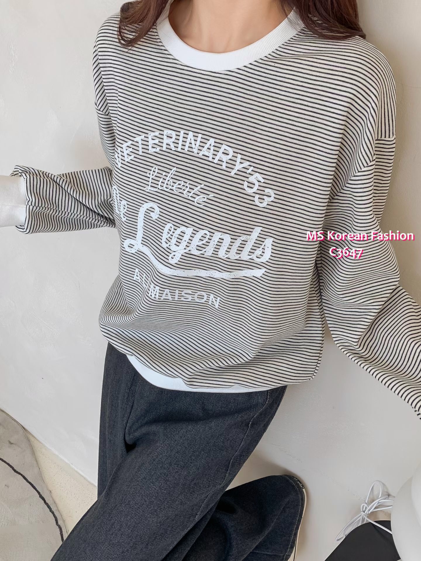 C3647 韓國🇰🇷靚色橫間字母print top