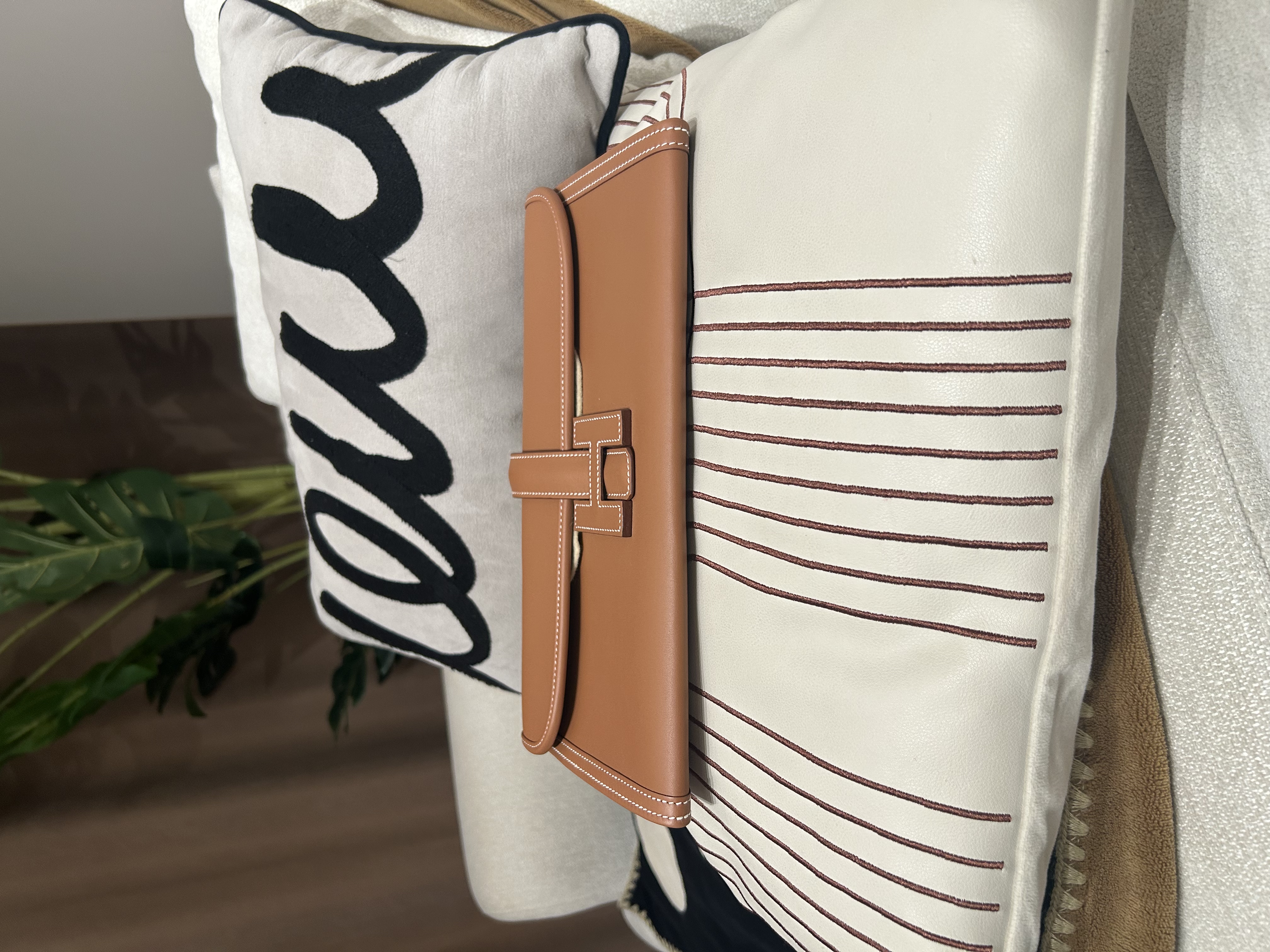 HERMES Jige Elan 29 Stamp U Clutch gold Calfskin 100%Authentic, 99%new ✅box