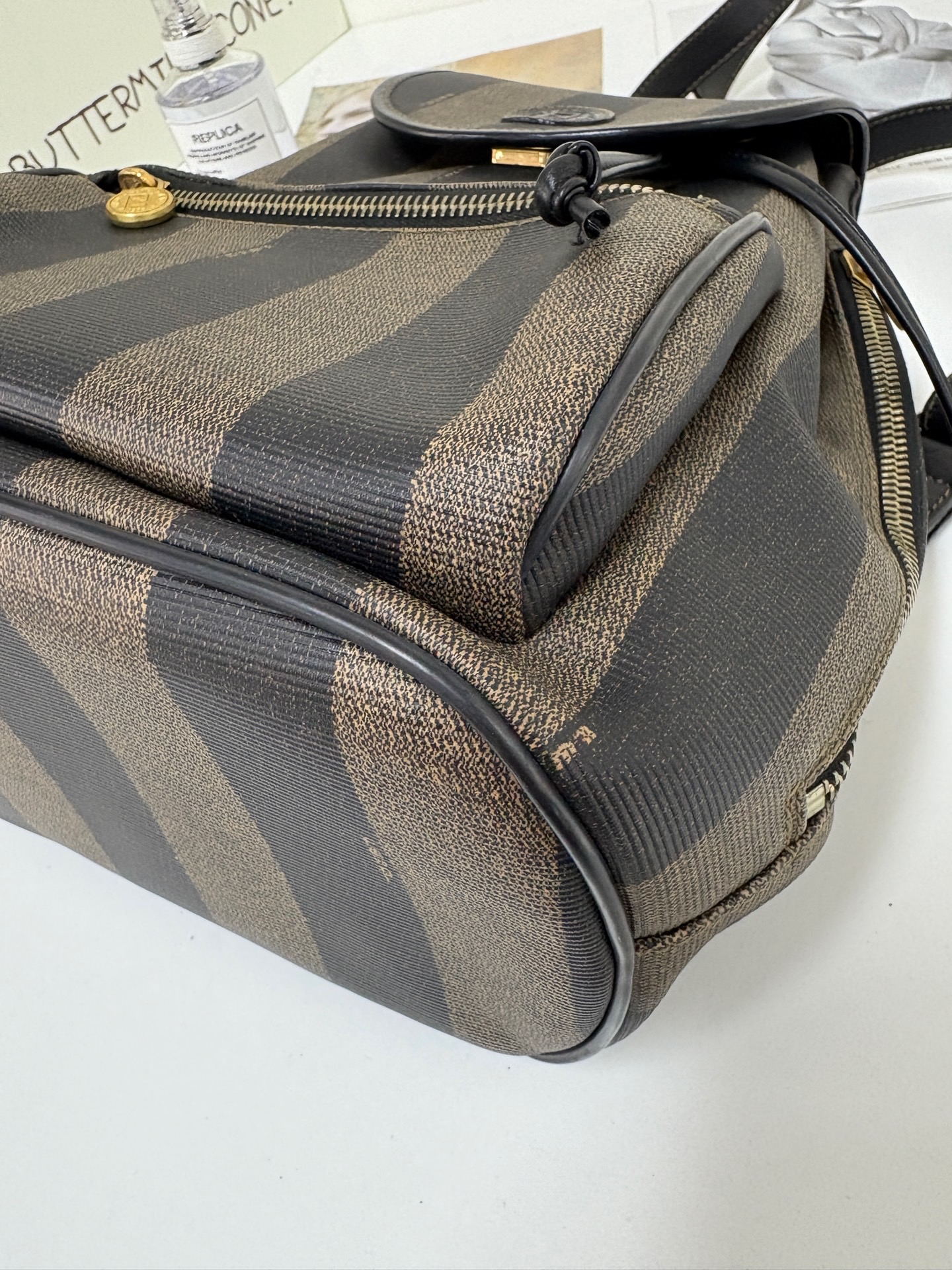 【預訂貨品】Fendi老花胡桃木書包🎒