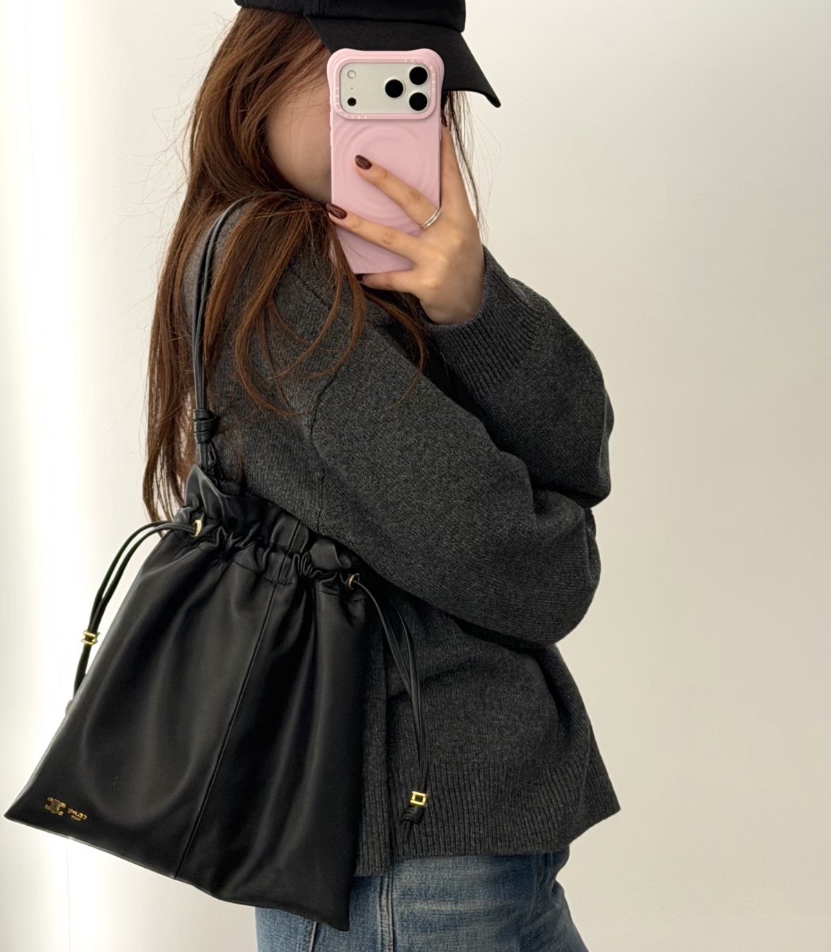 精選貨品優惠💖新款🆕訂貨📮Celine Crystal Pouch  Size 32x29cm