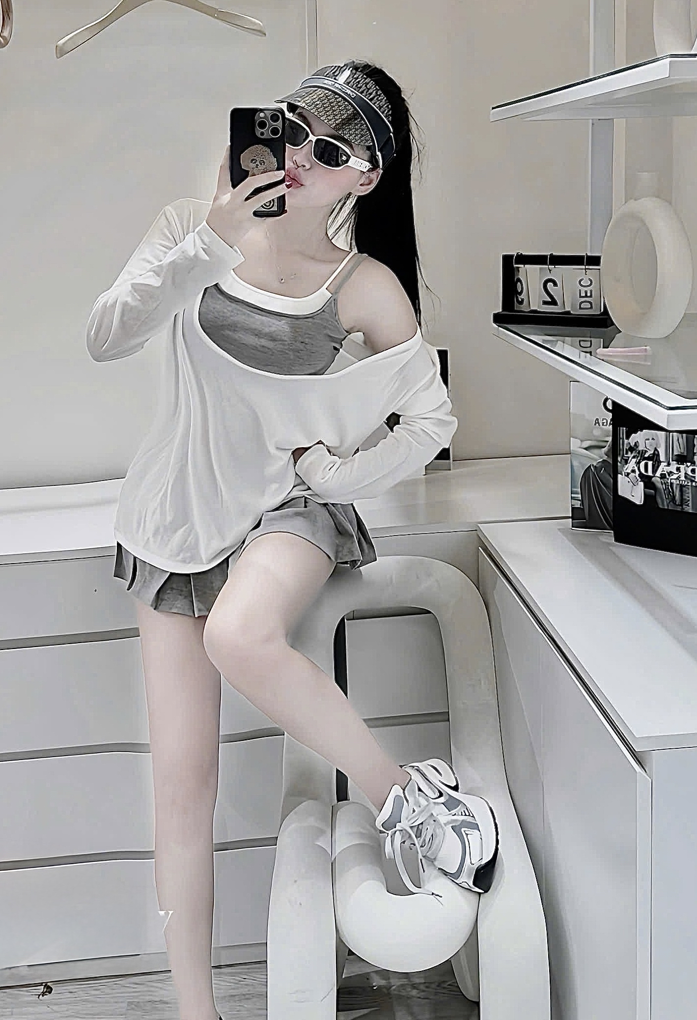 休閒裝灰白套裝**運動休閒裝白色外套三件套