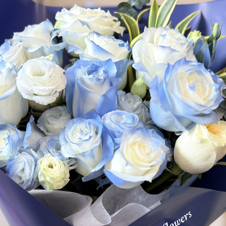 碎冰藍玫瑰花束