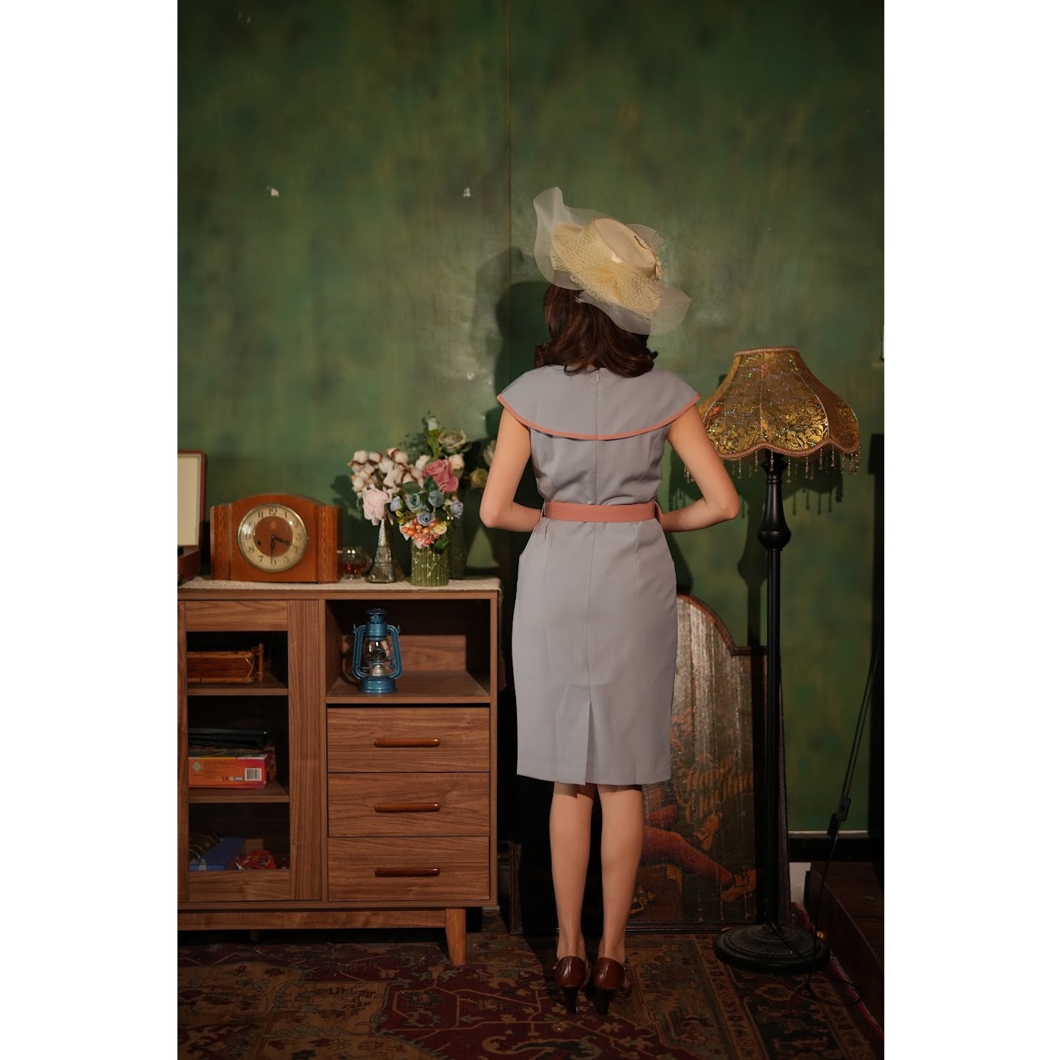 (Ready Made)1950s Summer Splendour Two Tone Cape Dress - Light Grey x Pink (FM191)