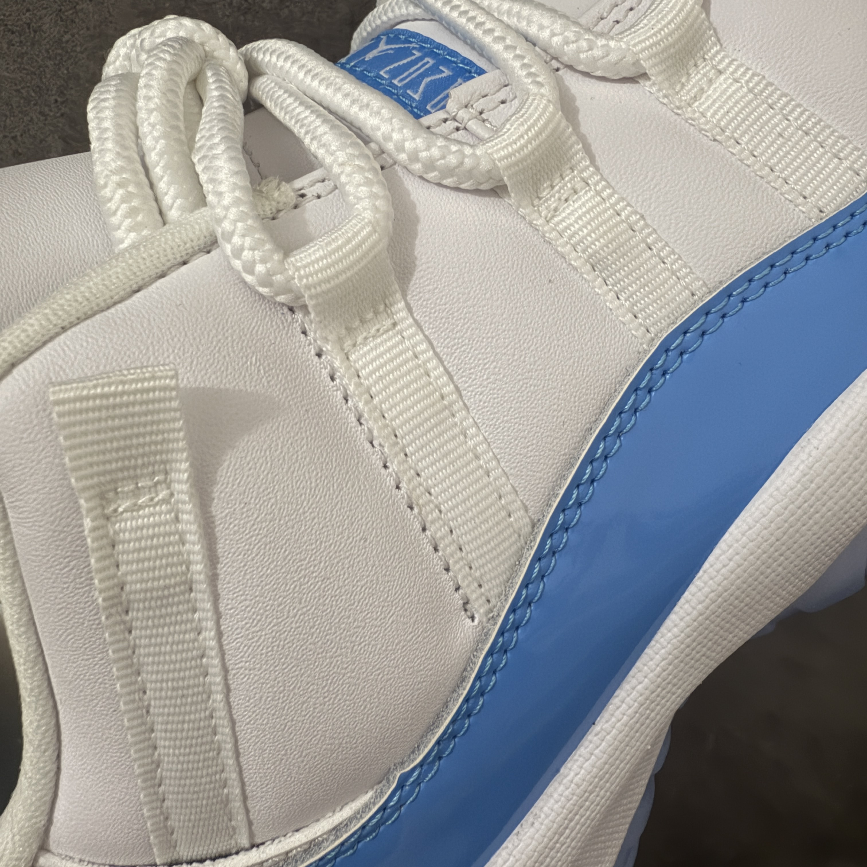 Air Jordan 11 Retro Low FV5104-100