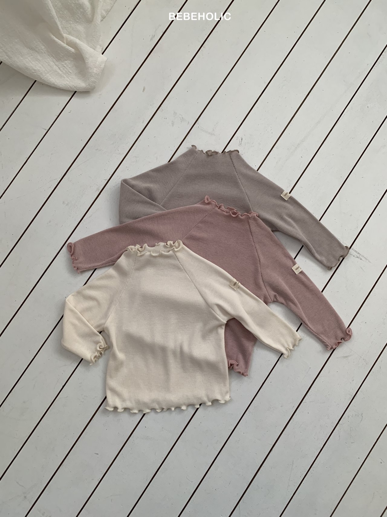 🌸預訂 韓國直送🌸🇰🇷BEBEHOLIC三色純色花邊領長袖上衣