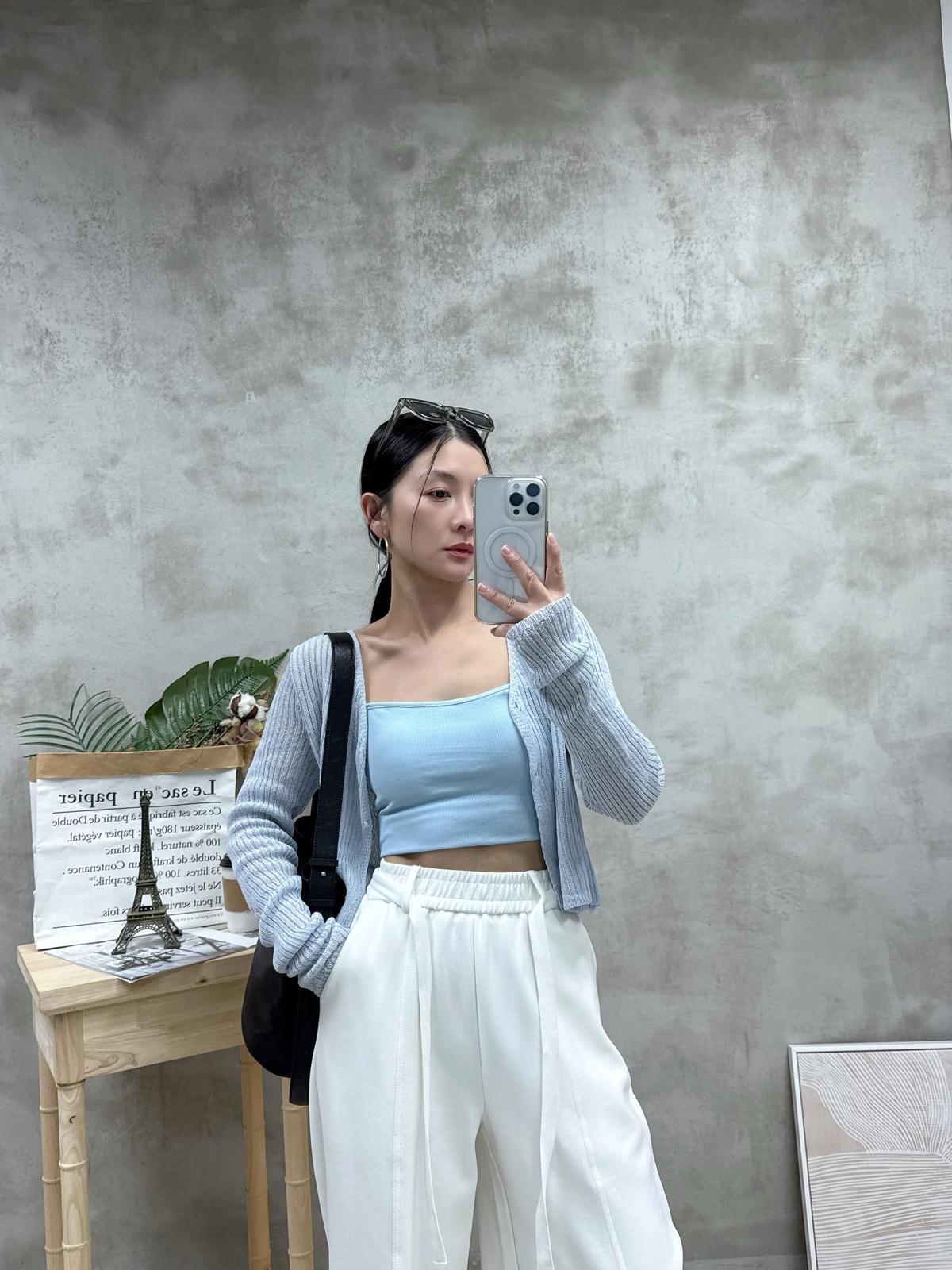 G16 暗紋心型領Bra top