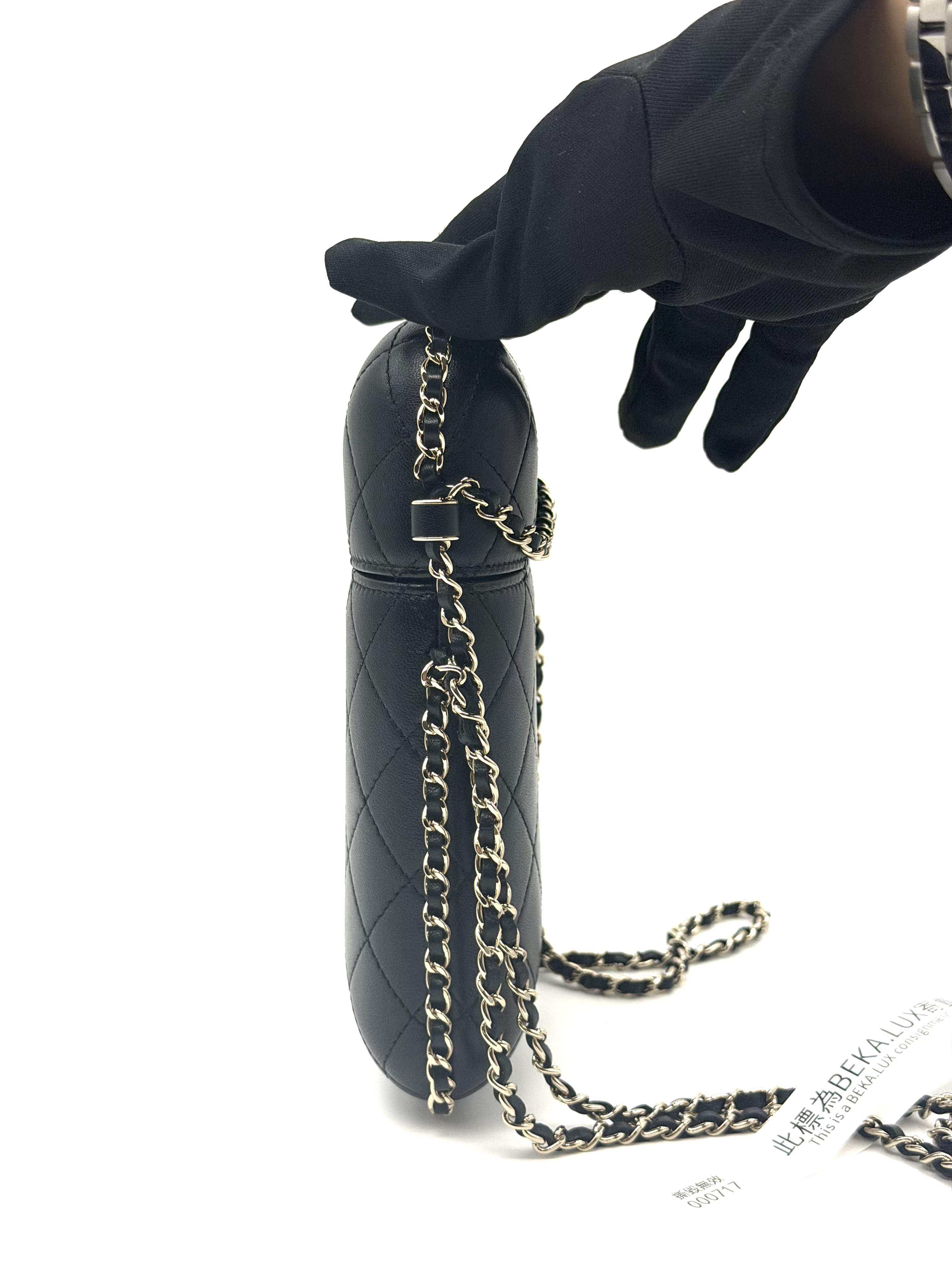 Pre-Owned CHANEL Chain Around Phone Holder / Product Code: 26042202