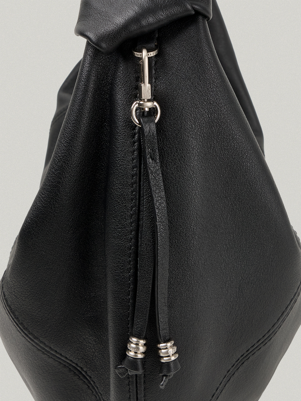 AMANT HOBO BAG - PLAIN (ECRU/ BLACK) 