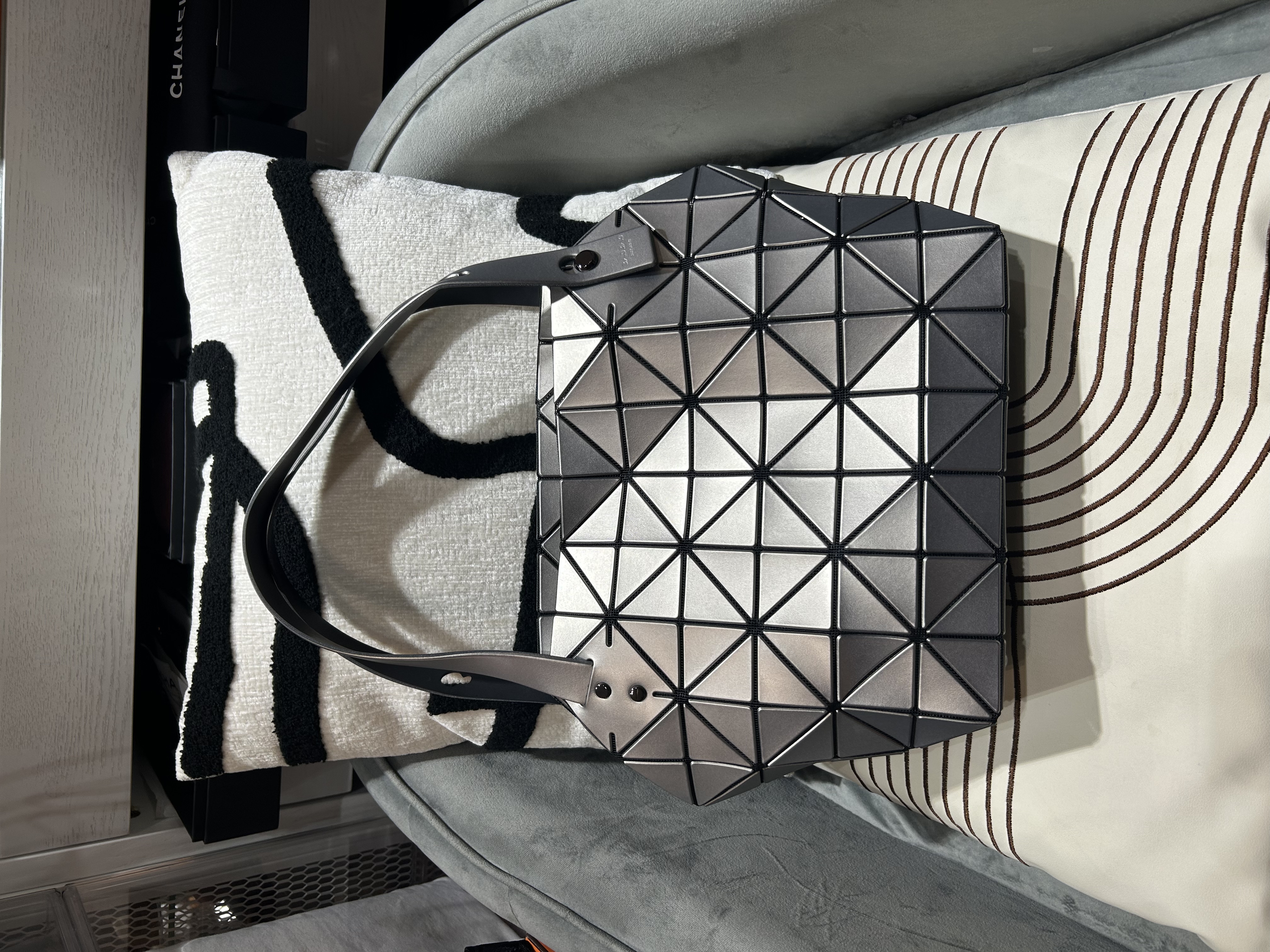 Issey Miyake Bao Bao Boston Bag 100%Authentic, 98%New ☑️Dust bag