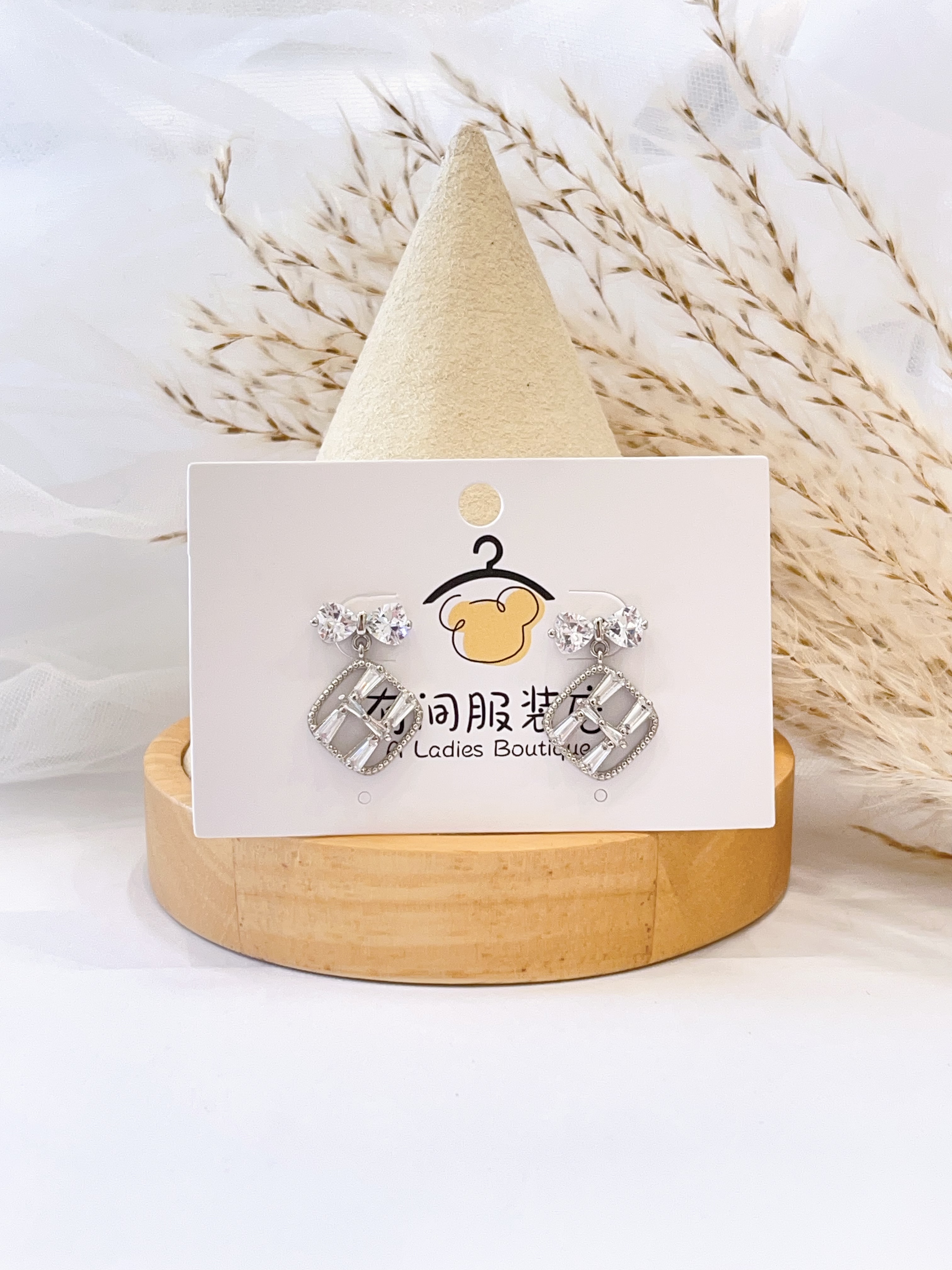 蝴蝶结锆石H字母耳坠耳环